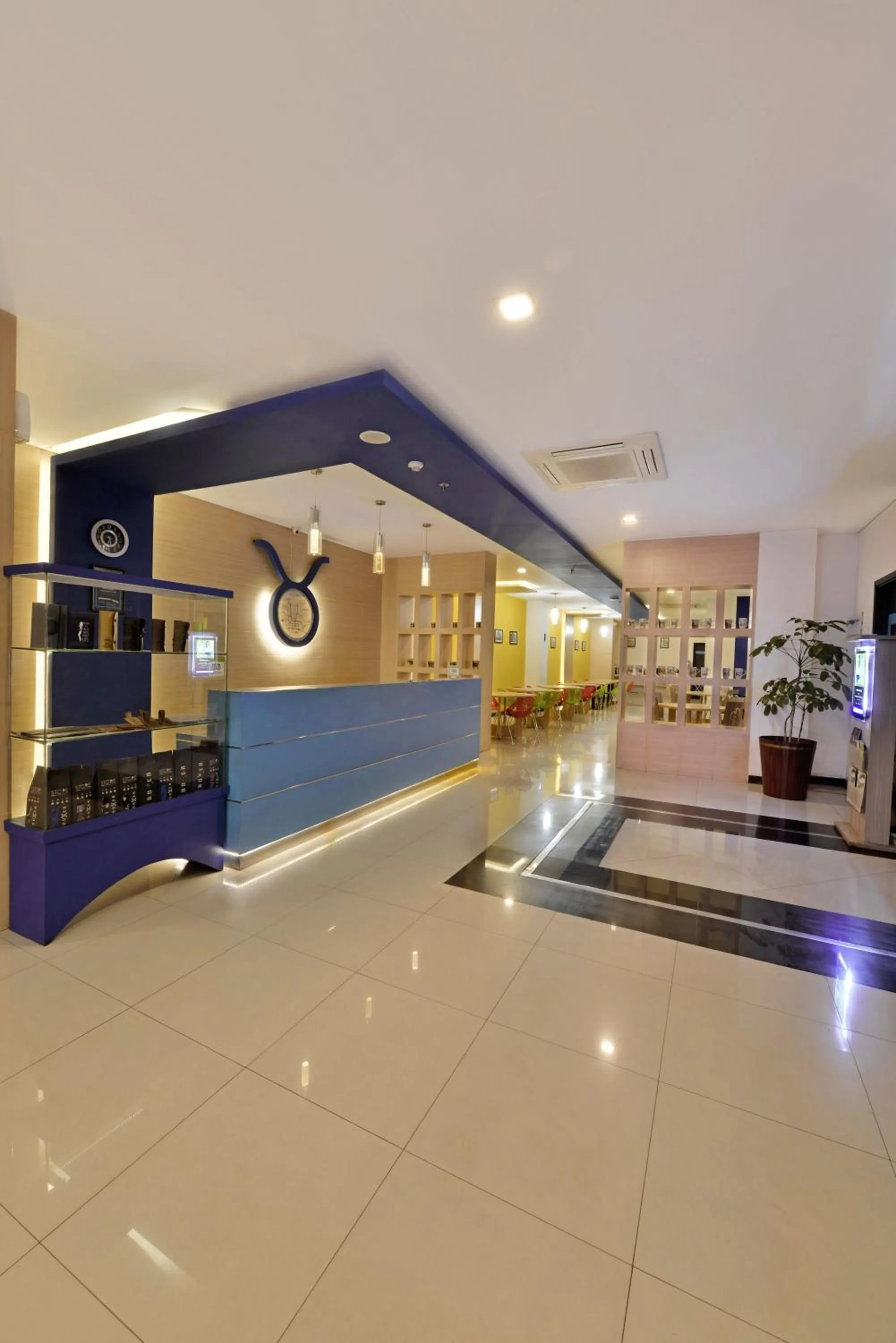 Lobby or reception in Zodiak Paskal by KAGUM Hotels