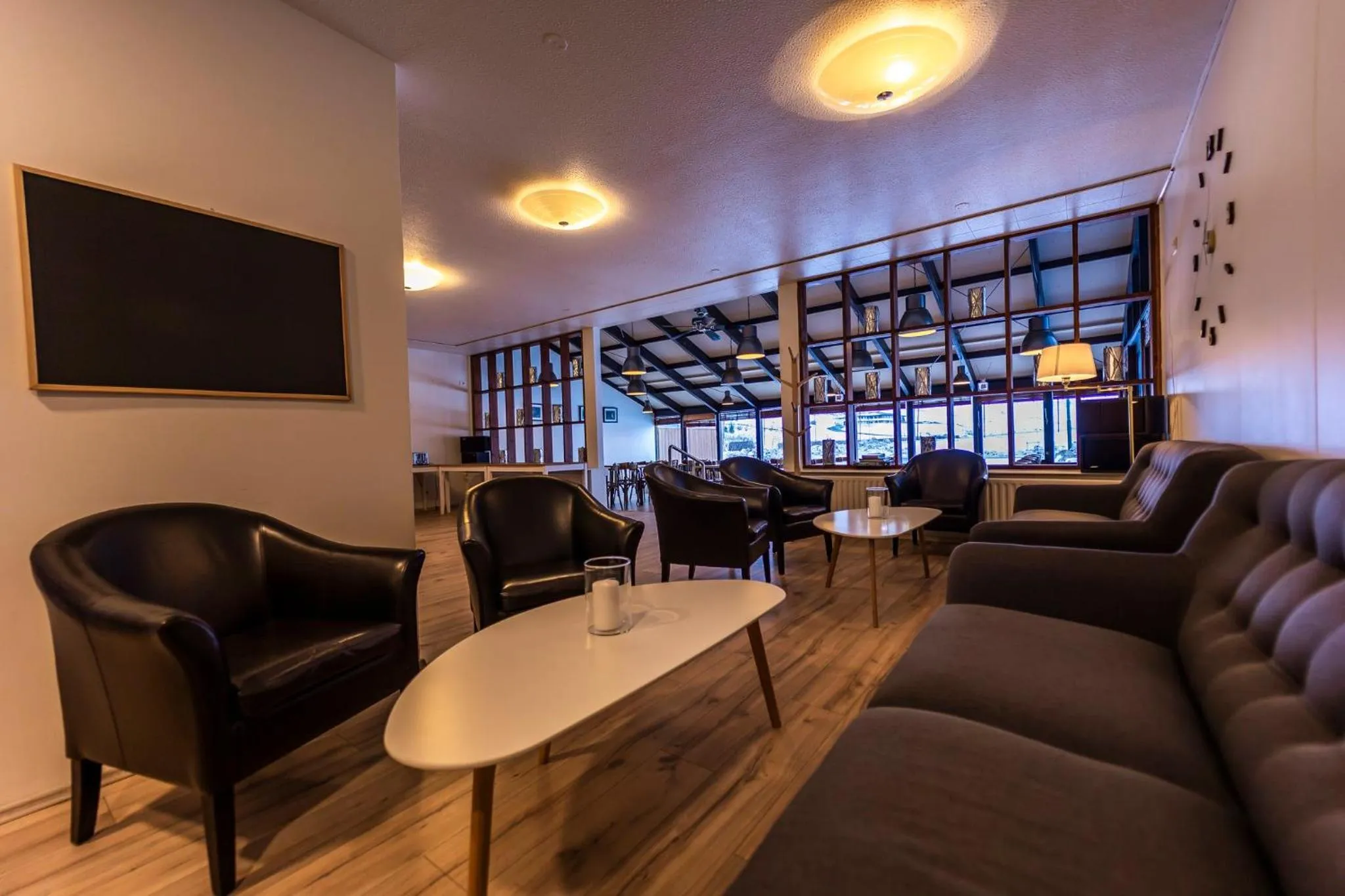 Lounge or bar in The Northern Comfort Inn
