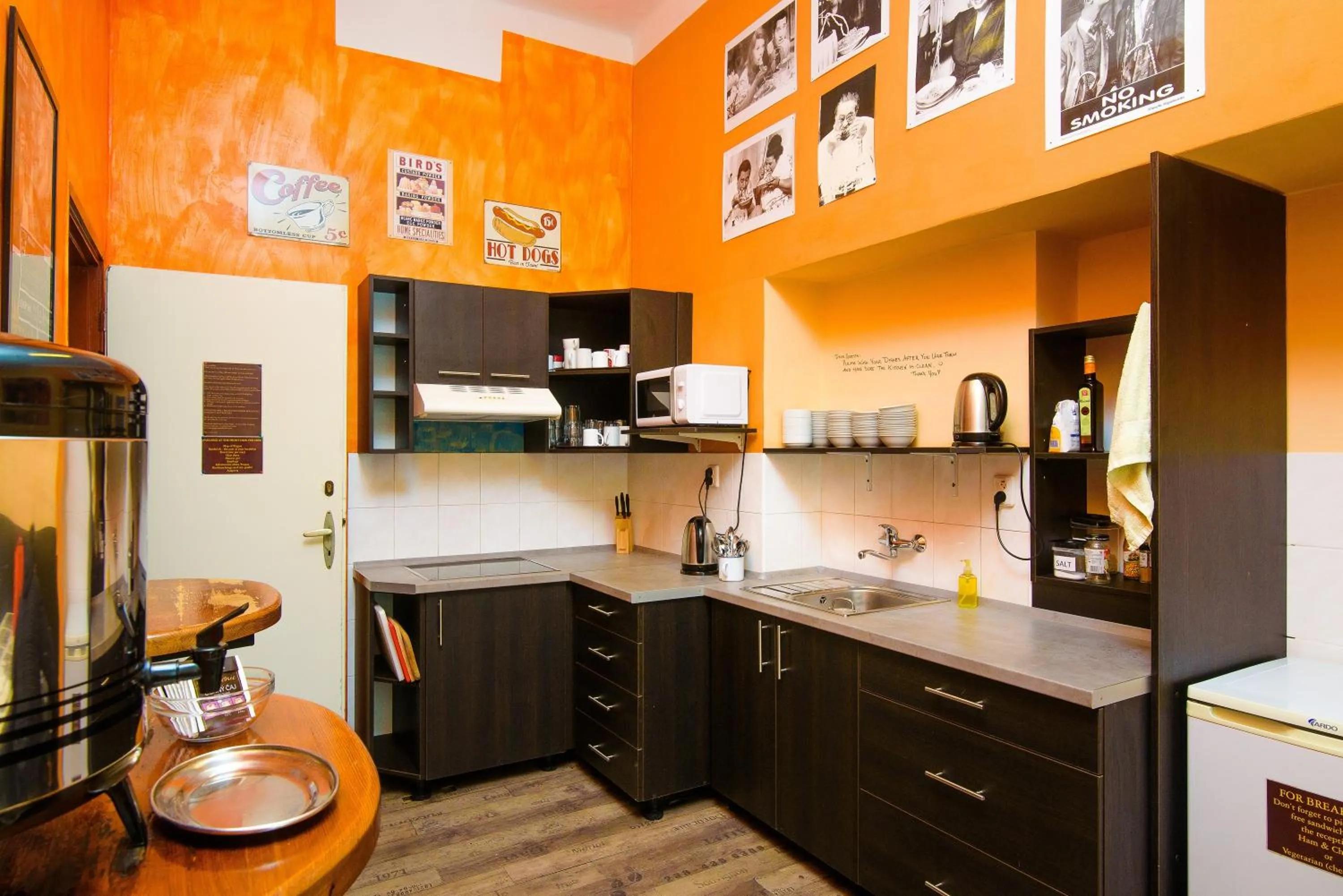 Coffee/tea facilities in Best Spot Hostel