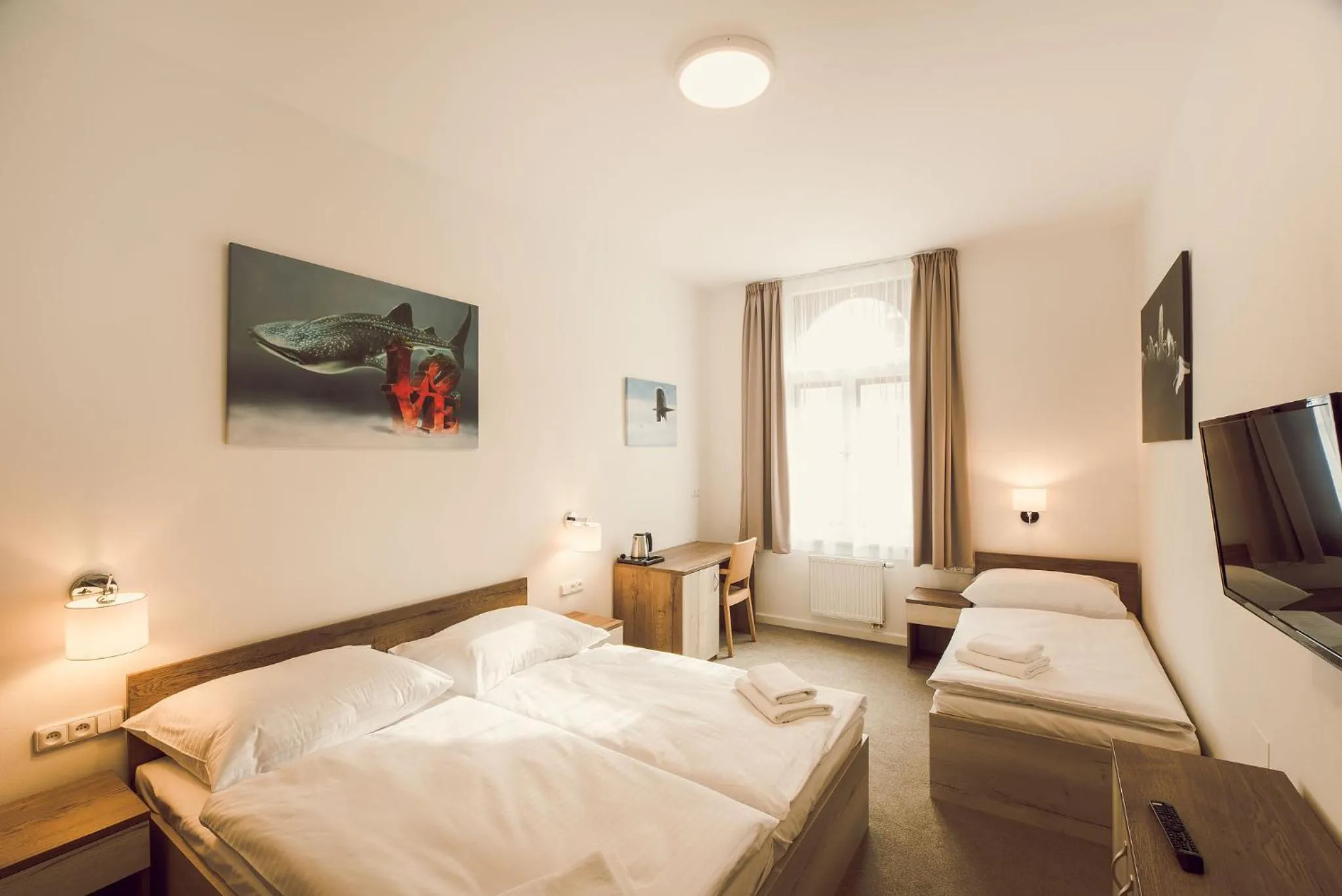 Bed in Kings Residence