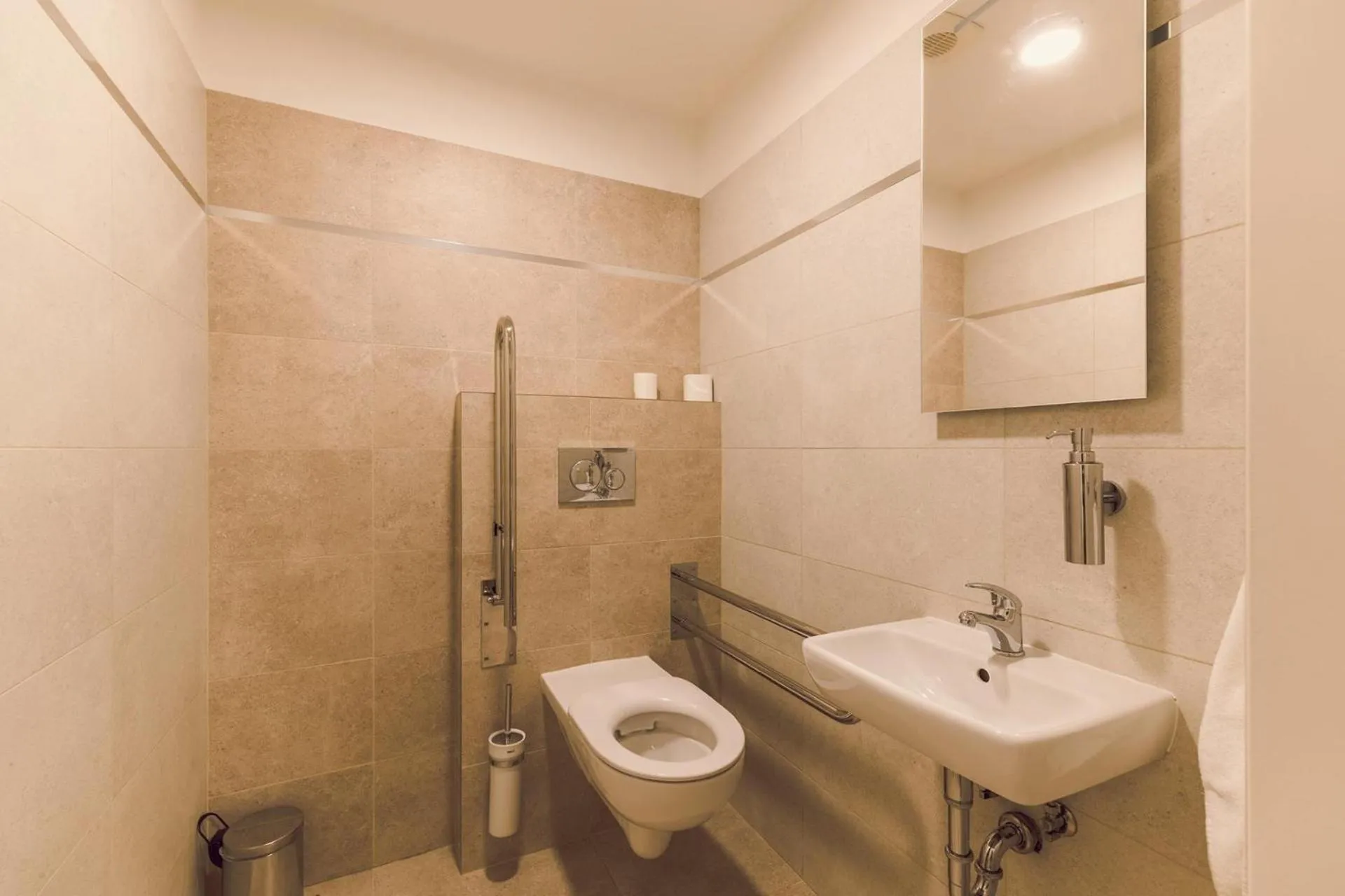 Bathroom in Kings Residence