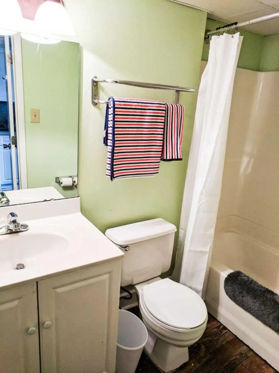 Bathroom in Sand Dunes 2428