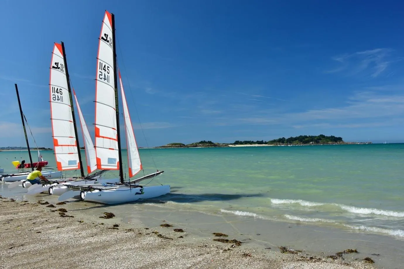 Beach in La Fontaine de Resnel