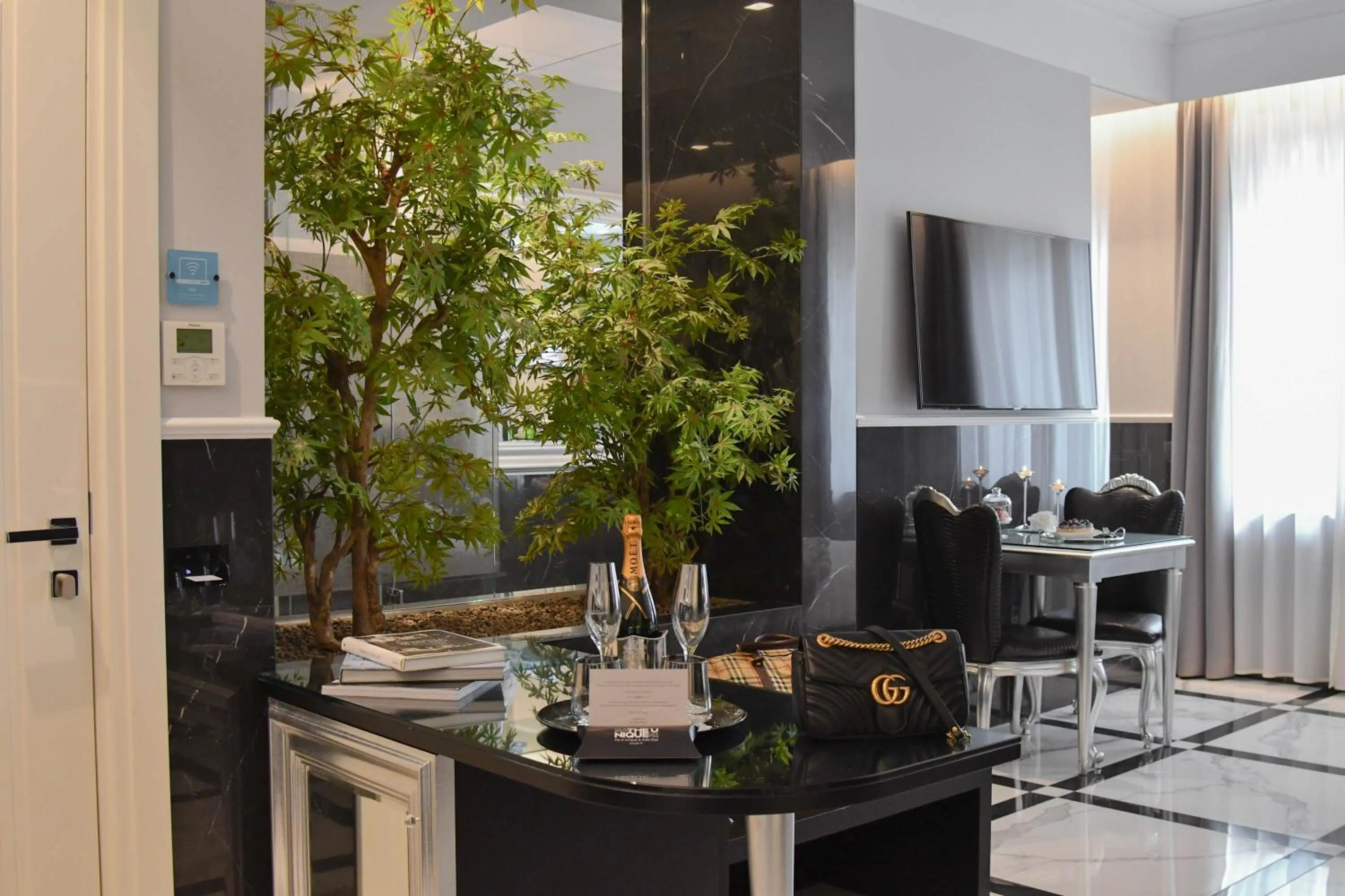 The Unique Brera Suites