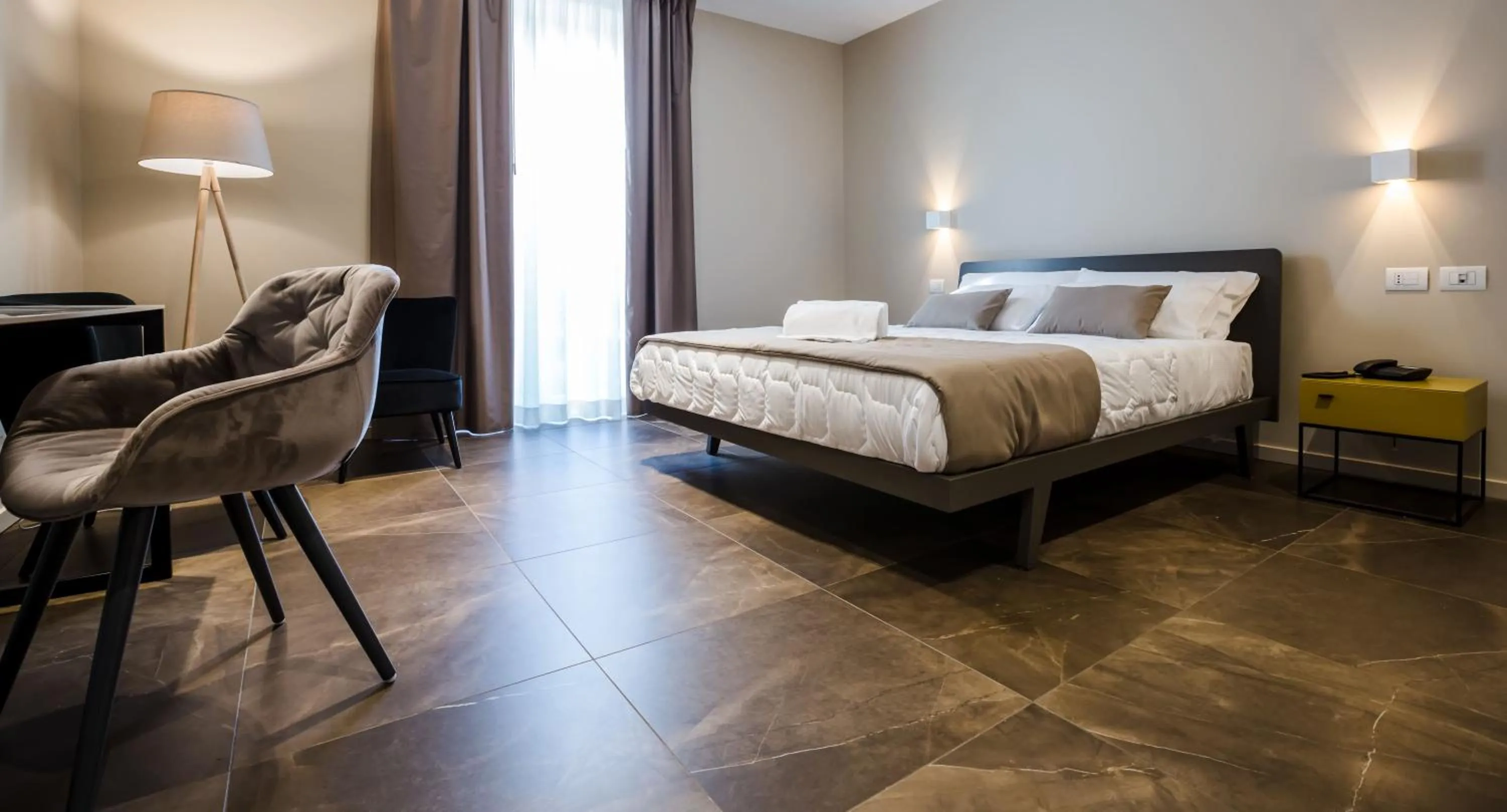 Photo of the whole room, Bed in Plebis - B&B in Sicilia nel centro storico di Catania