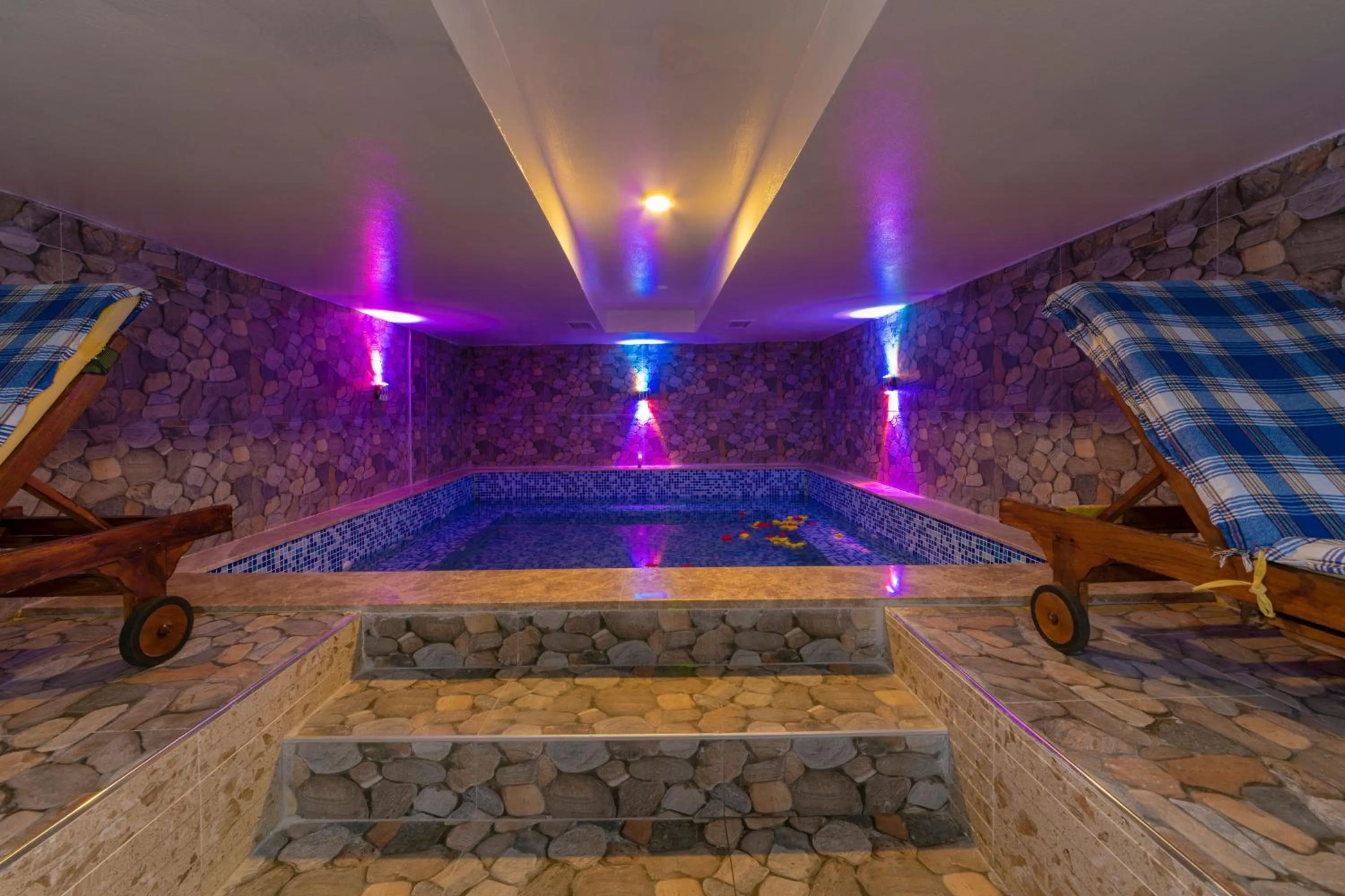 Spa and wellness centre/facilities in Vision Deluxe Hotel