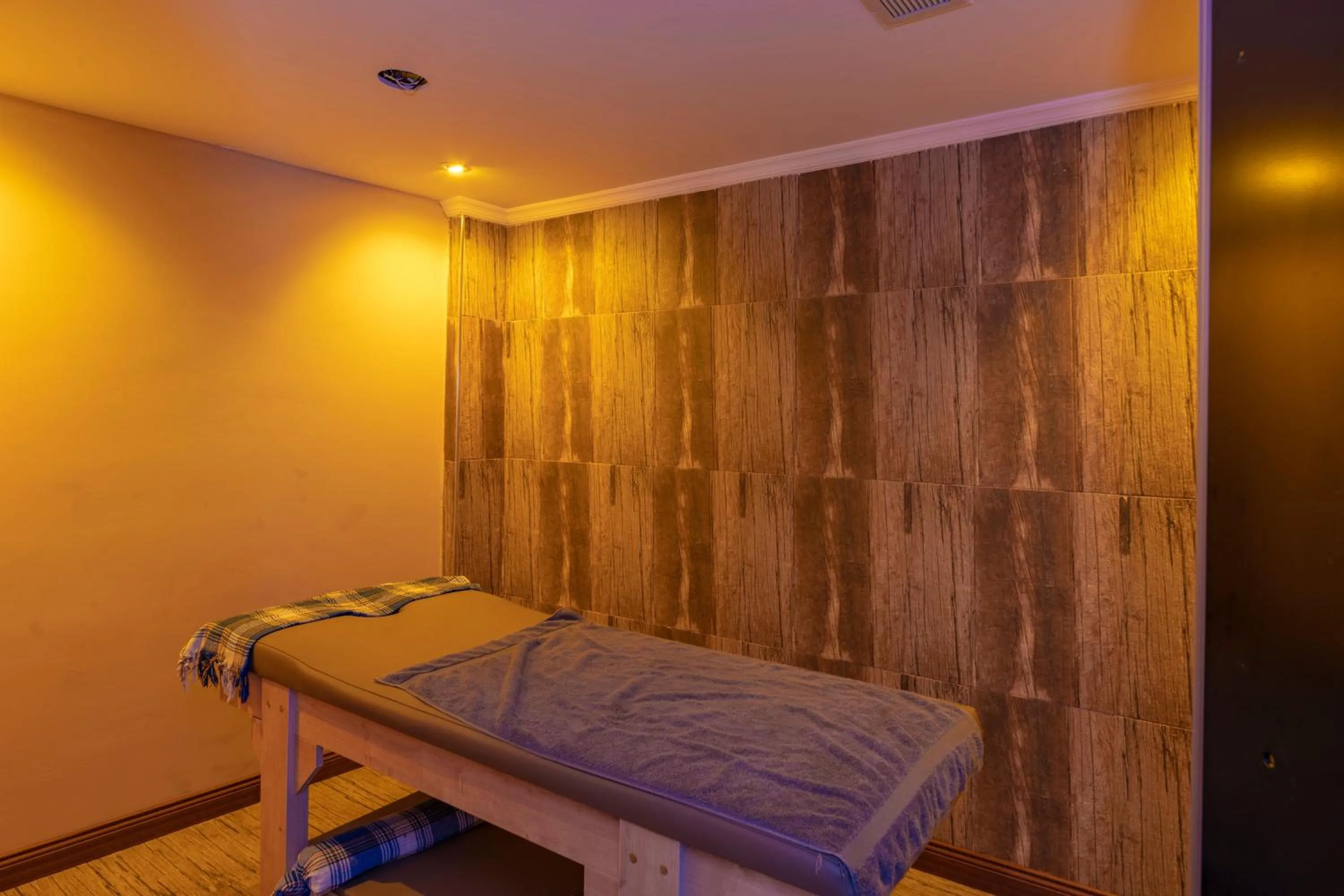 Sauna in Vision Deluxe Hotel