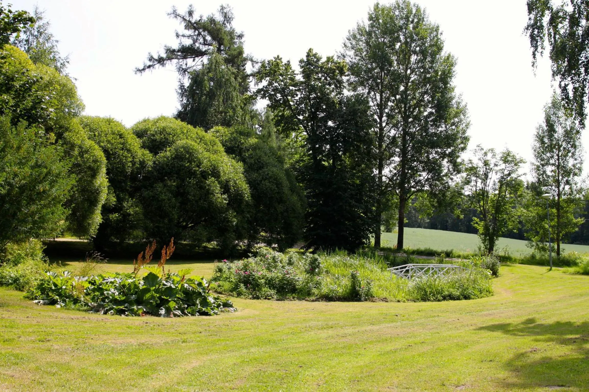 Garden in Löydön Kartano