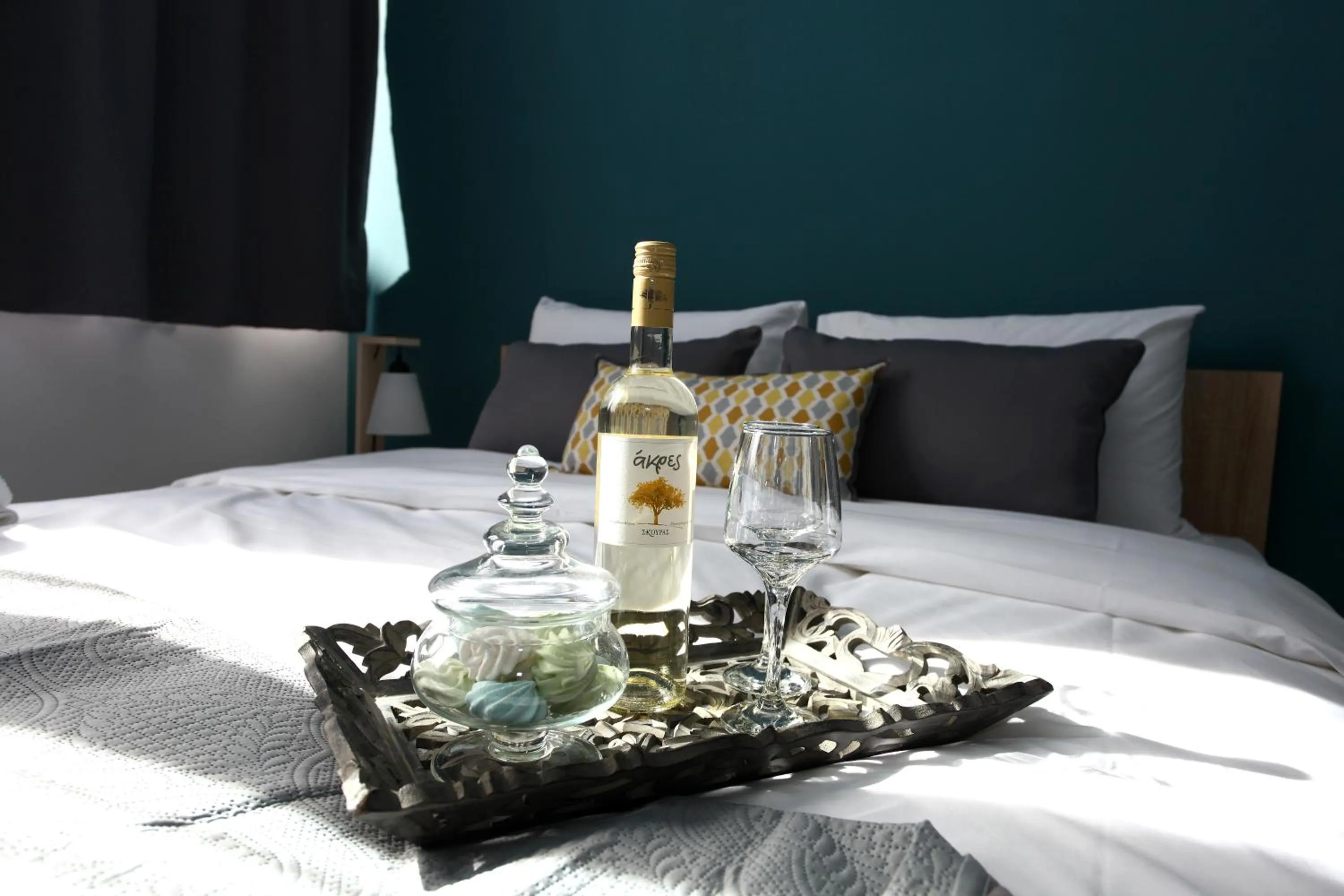 Bed in Old Town Hall Suites and Apartments