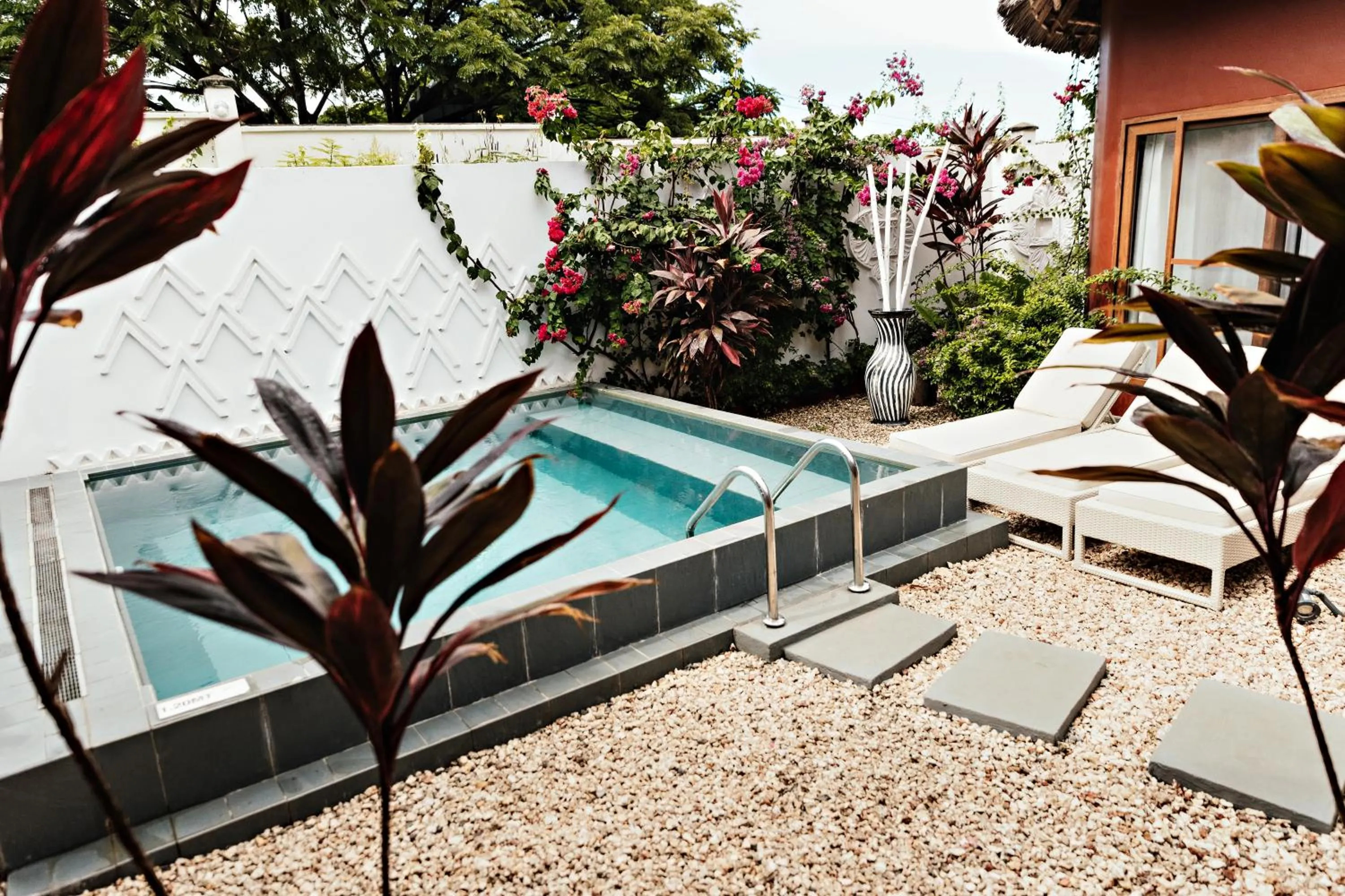 Garden in Gold Zanzibar Beach House & Spa