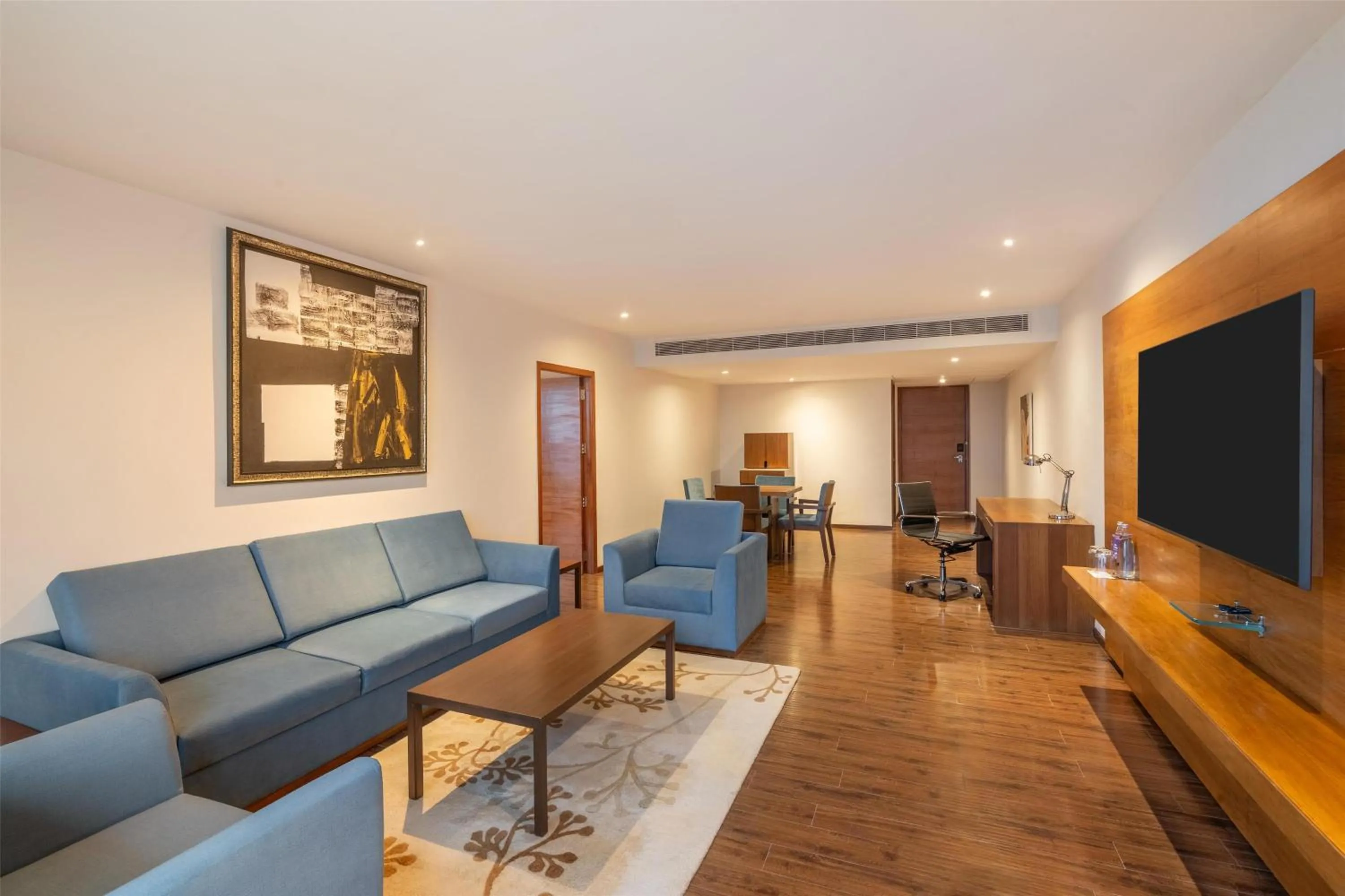 Photo of the whole room in Radisson Blu Plaza Hotel Hyderabad Banjara Hills