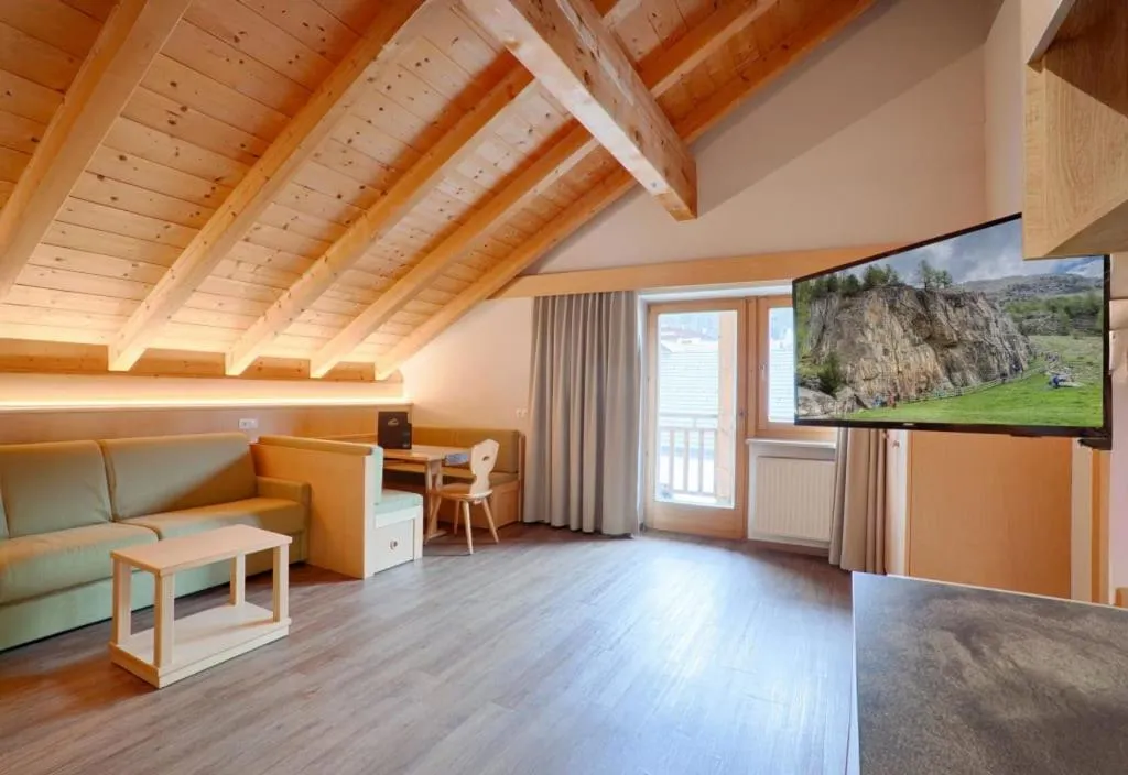 Mountain Living Apartments