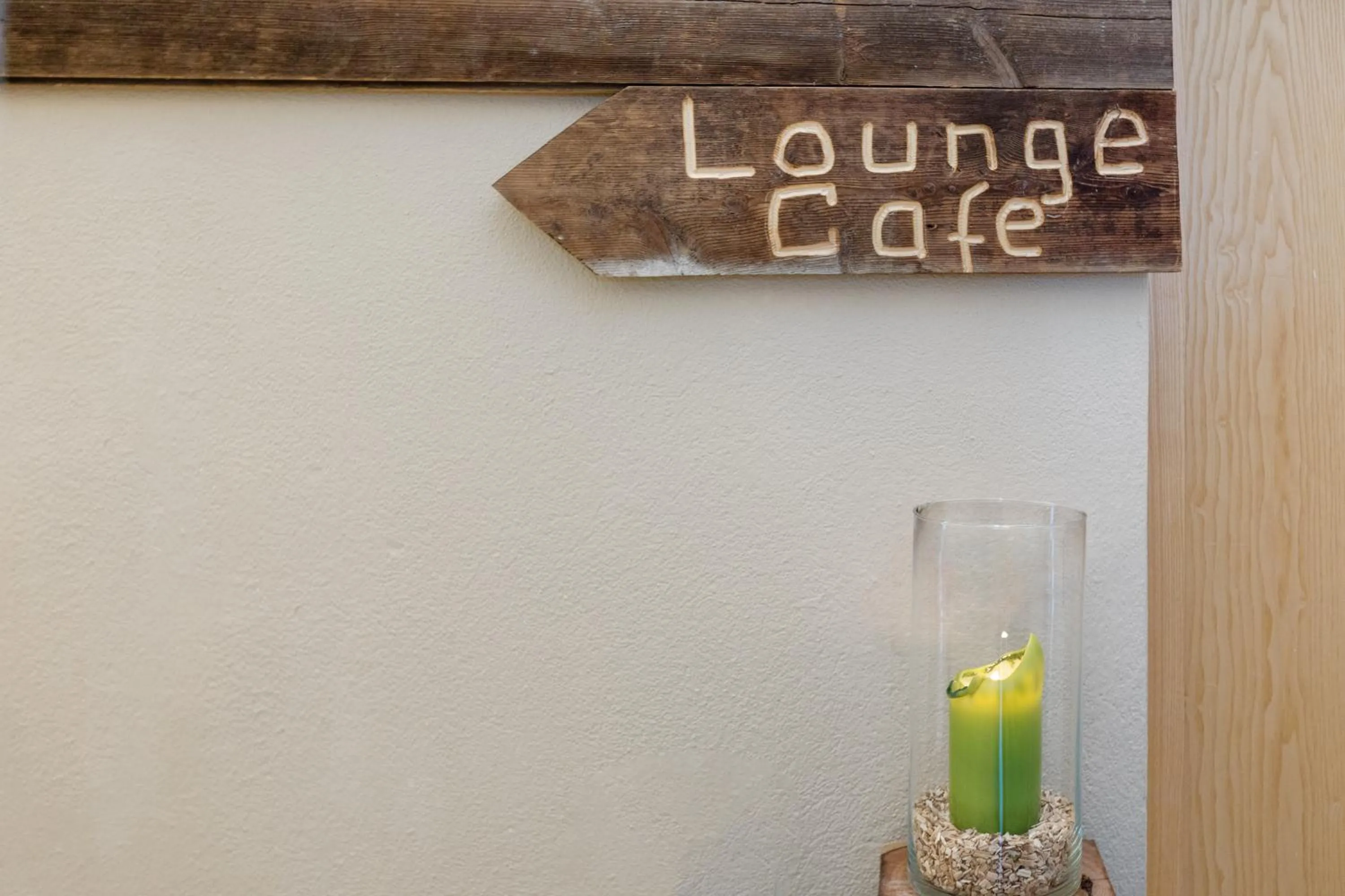 Decorative detail in Mountain Living Apartments