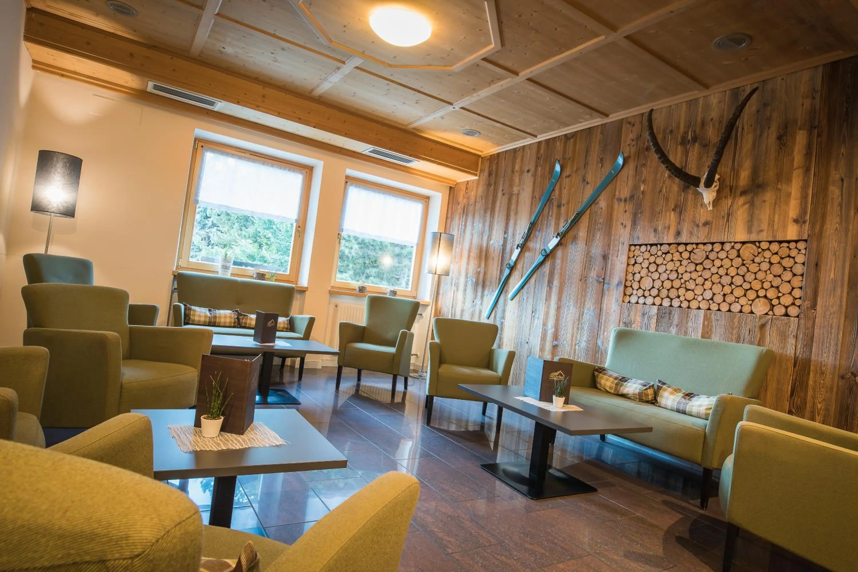 Lobby or reception in Mountain Living Apartments