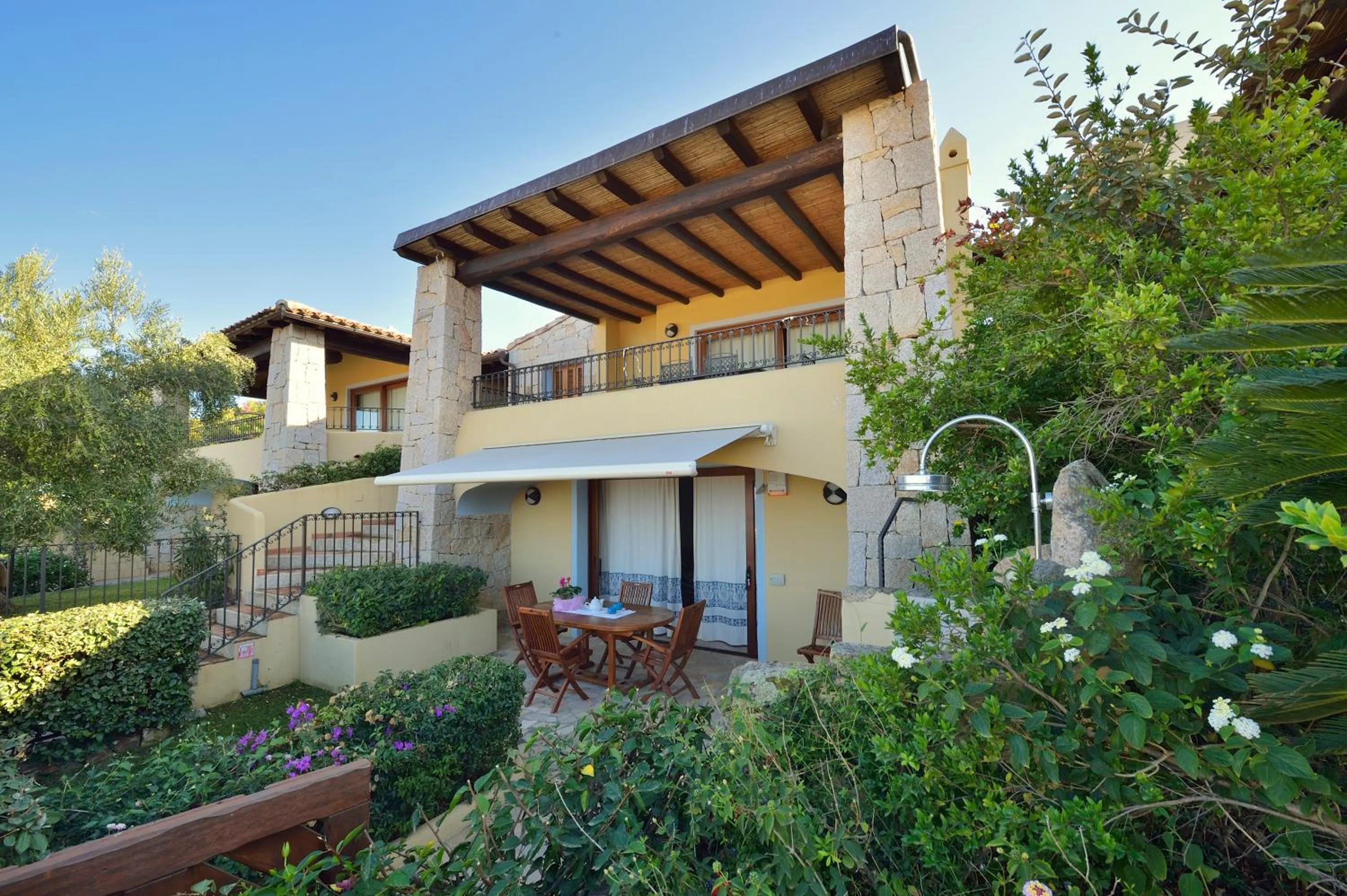 Facade/entrance in Villa Isuledda Beach