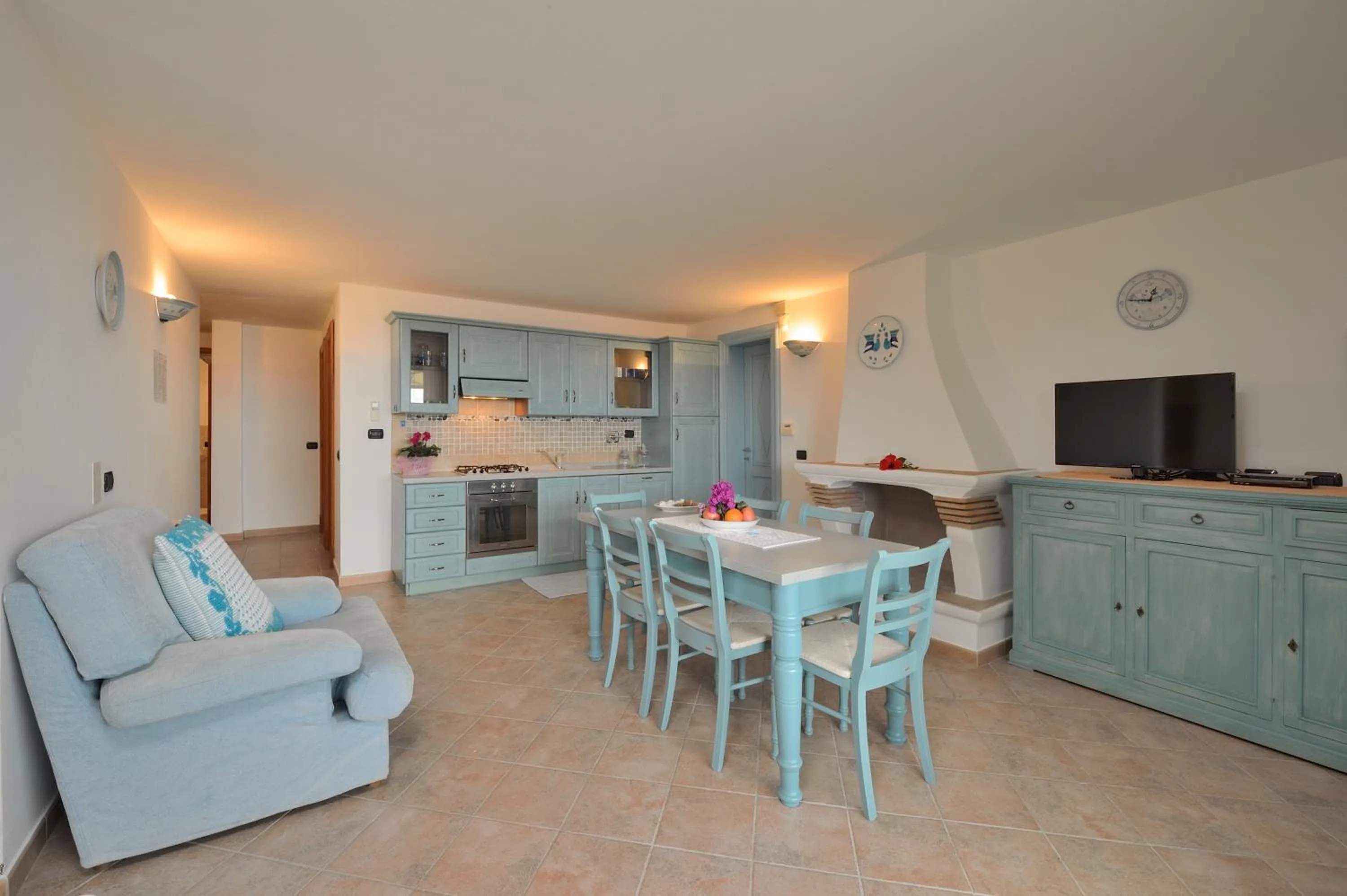 Dining area in Villa Isuledda Beach