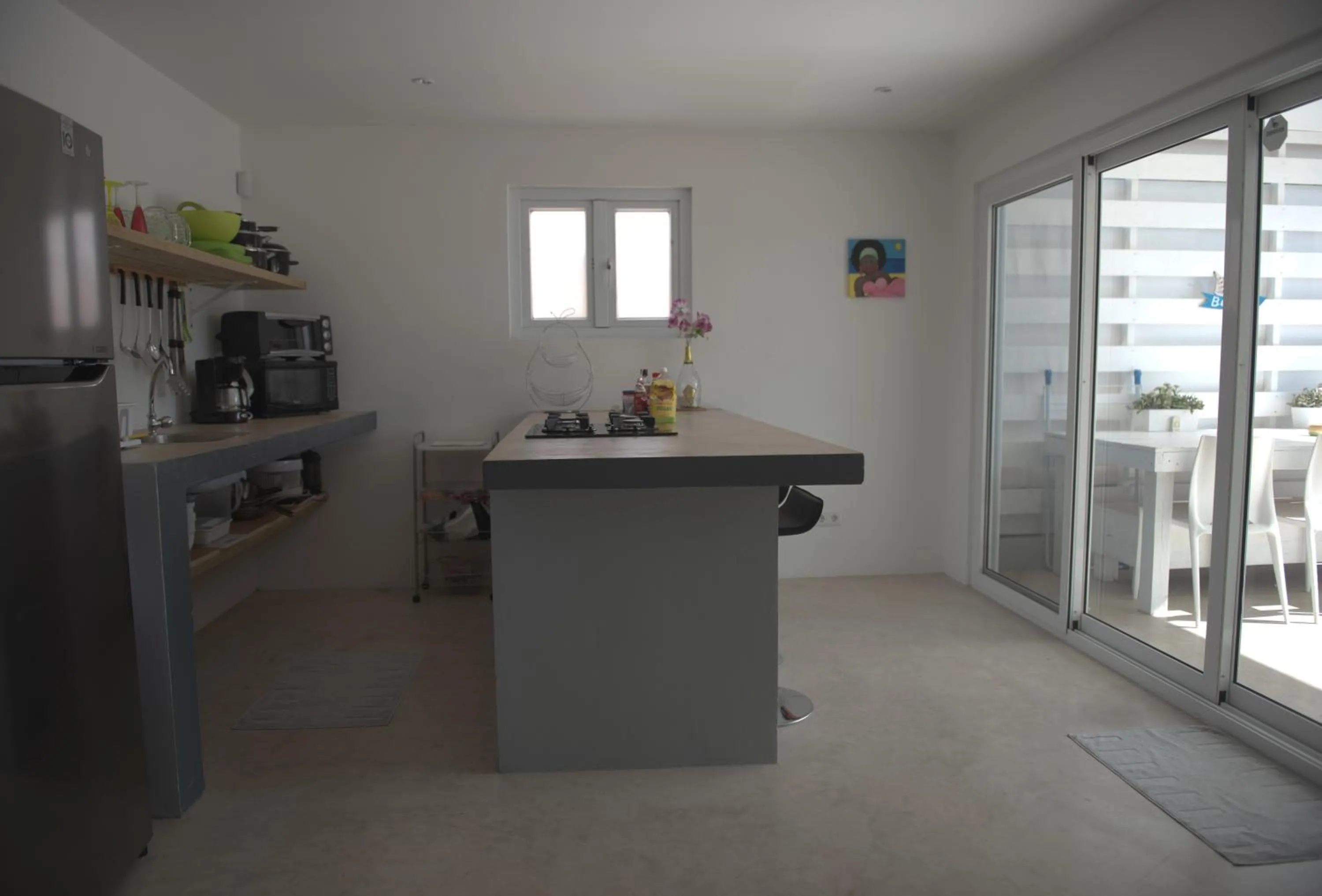 Kitchen or kitchenette in Sunny Hill Apartment