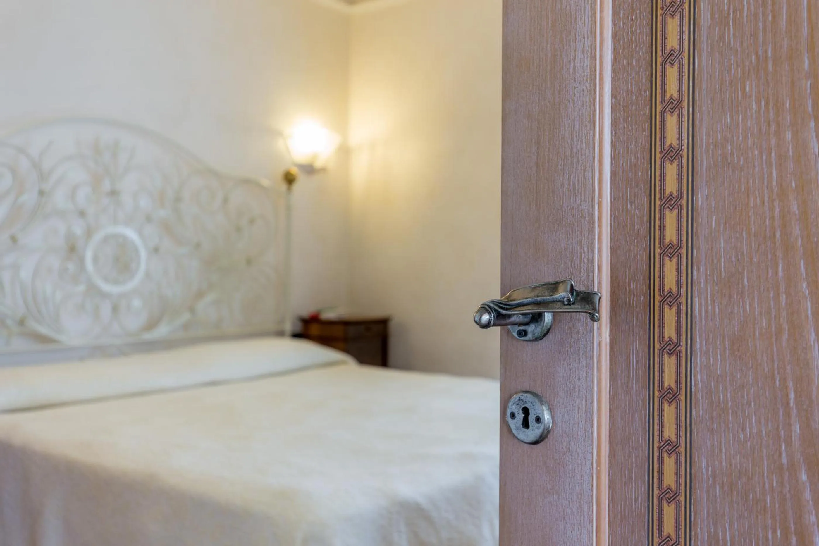 Bedroom, Bed in Petra Bianca