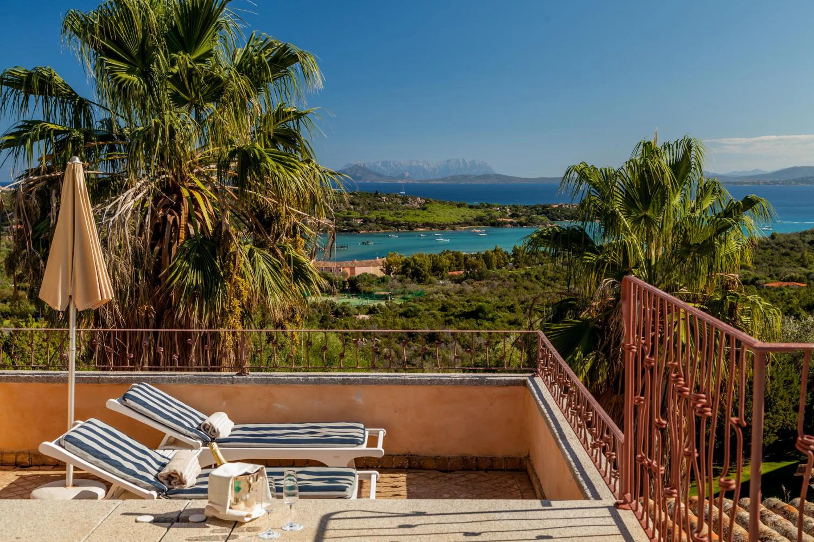 Balcony/Terrace in Petra Bianca