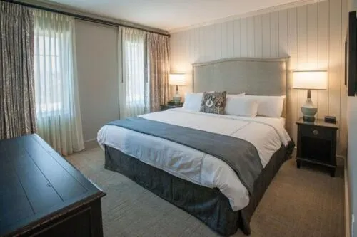 Bed in The Inn at Patrick Square