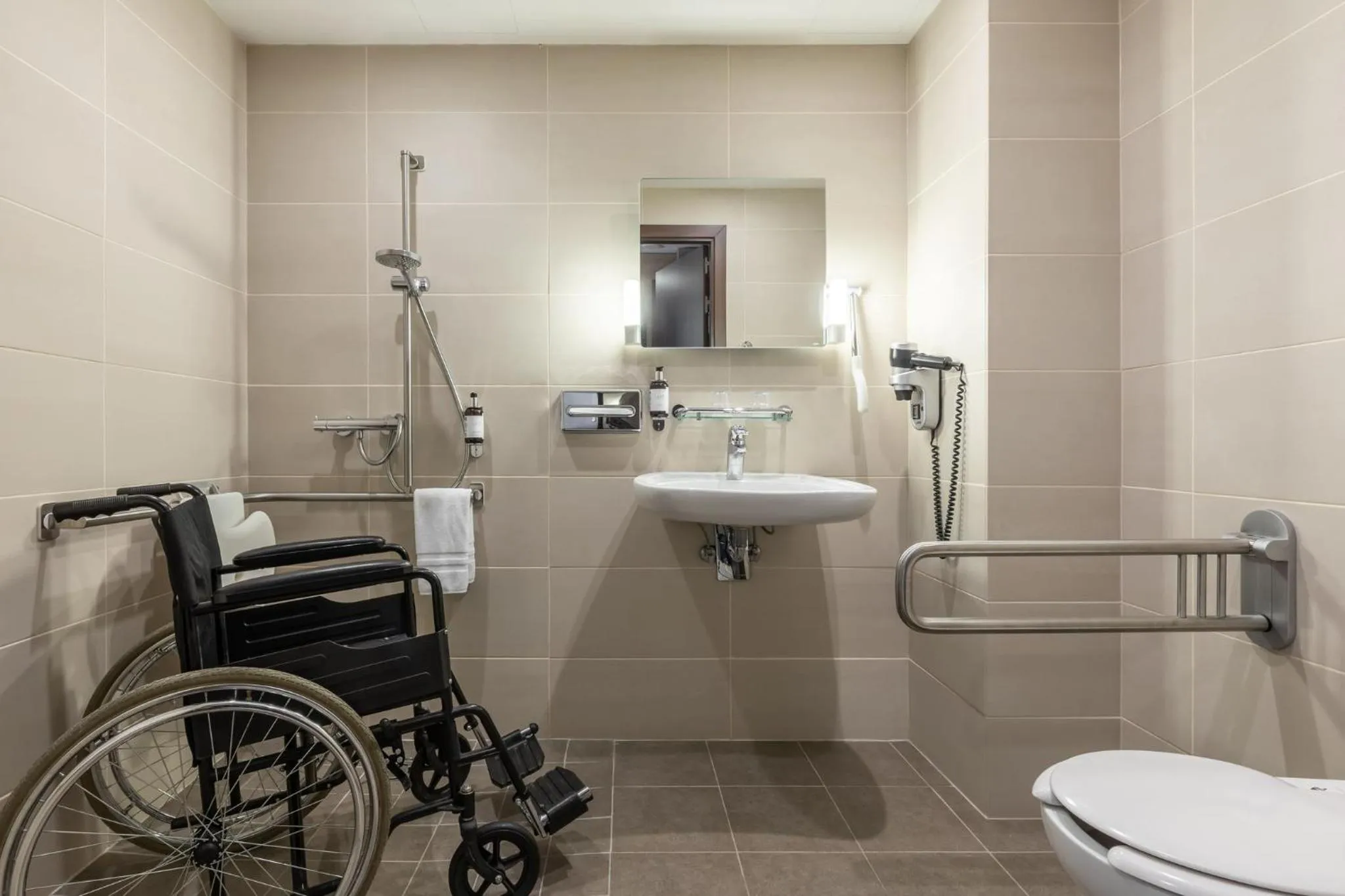 Photo of the whole room in Holiday Inn - Kyiv by IHG