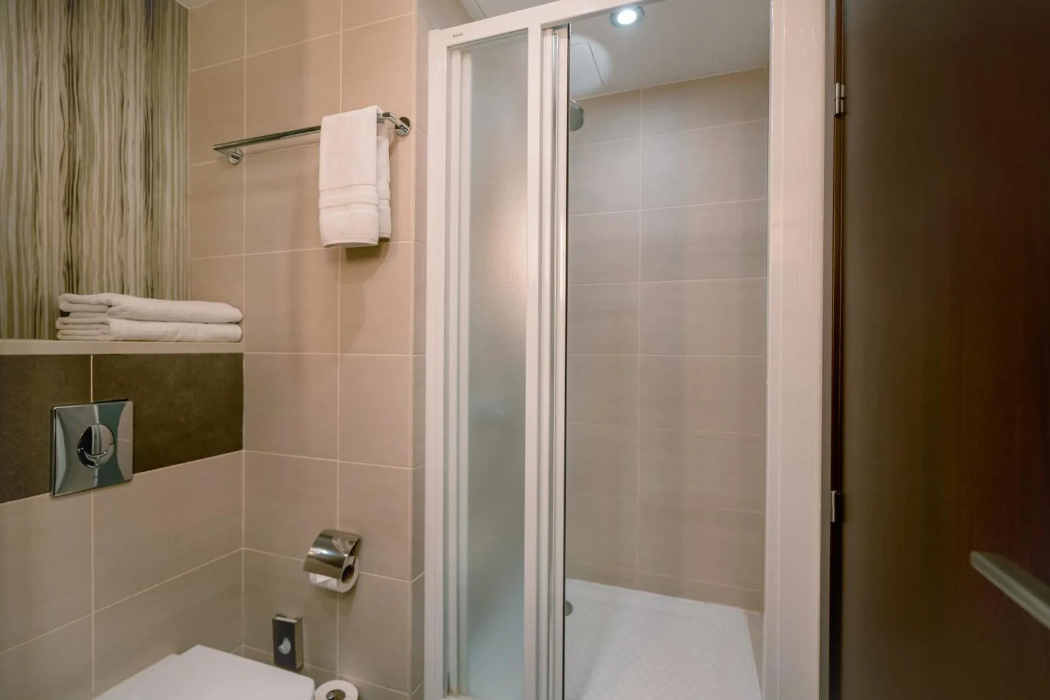 Photo of the whole room in Holiday Inn - Kyiv by IHG