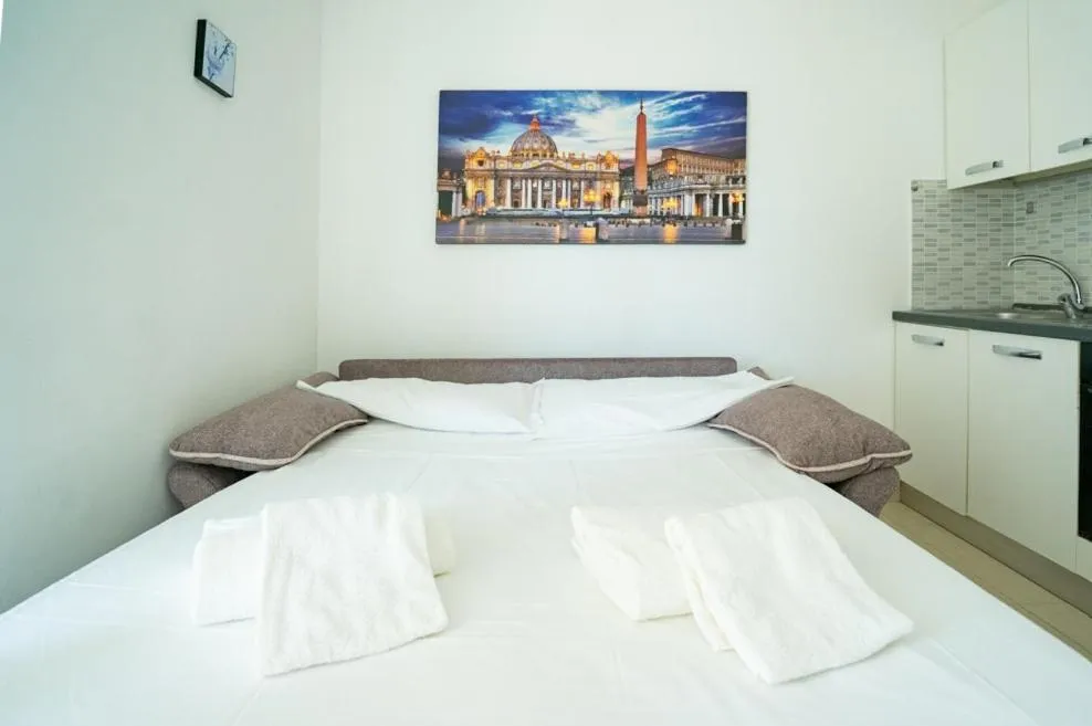 Bed in Isa Residence Fiumicino Airport