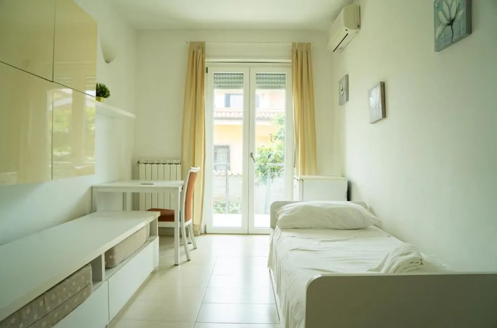 Bed in Isa Residence Fiumicino Airport
