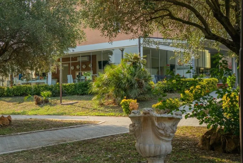 Garden in Isa Residence Fiumicino Airport
