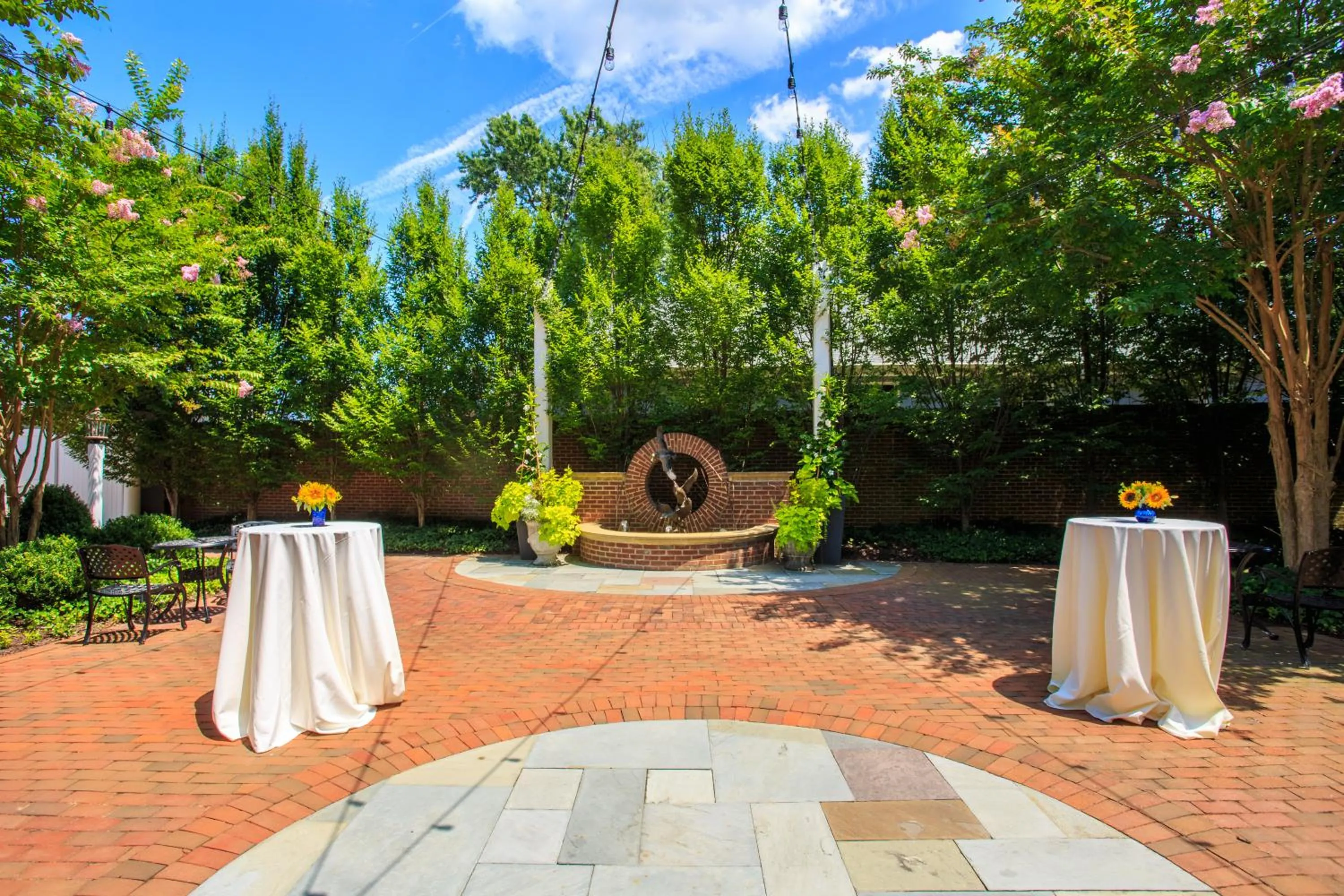 Garden in The Tidewater Inn