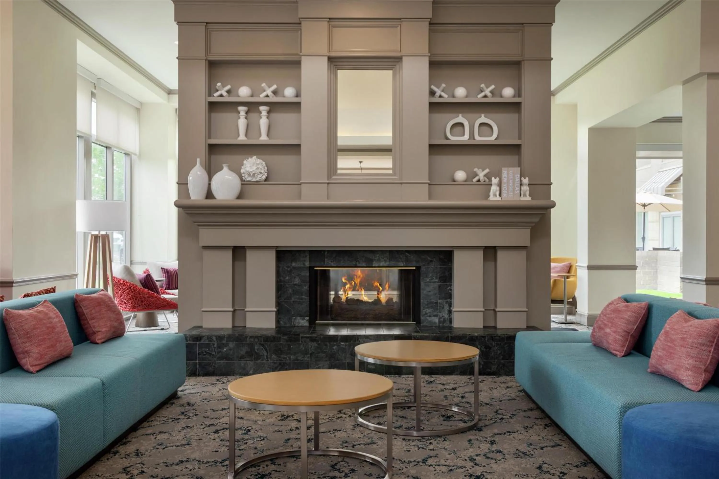 Lobby or reception in Hilton Garden Inn Cleveland Airport