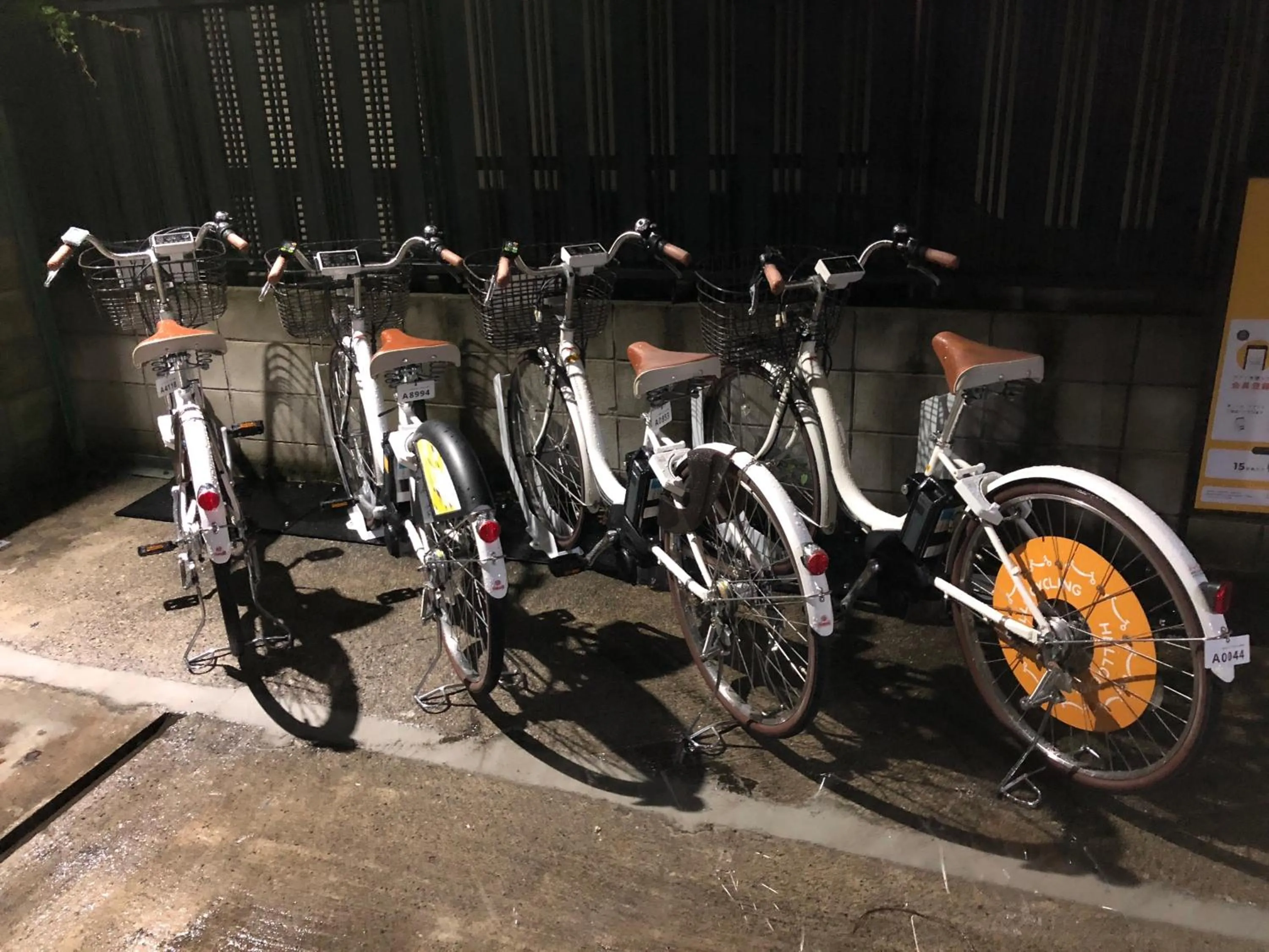 Cycling in TOP EDGE HOSTEL Koenji