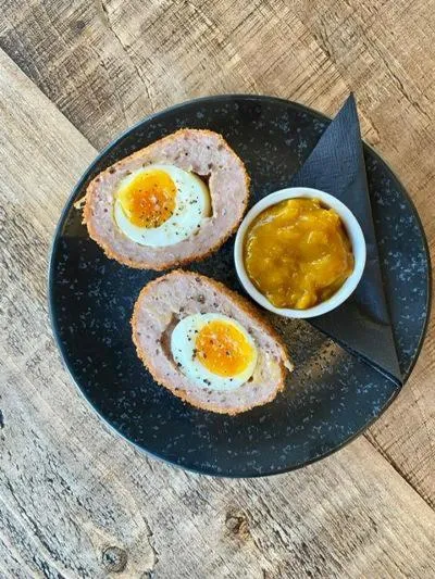 Food and drinks in Woodcote Hotel