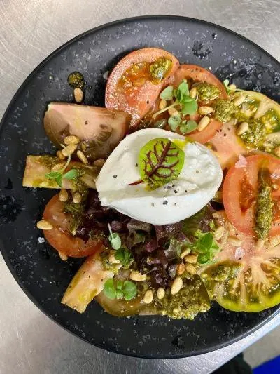 Food and drinks in Woodcote Hotel