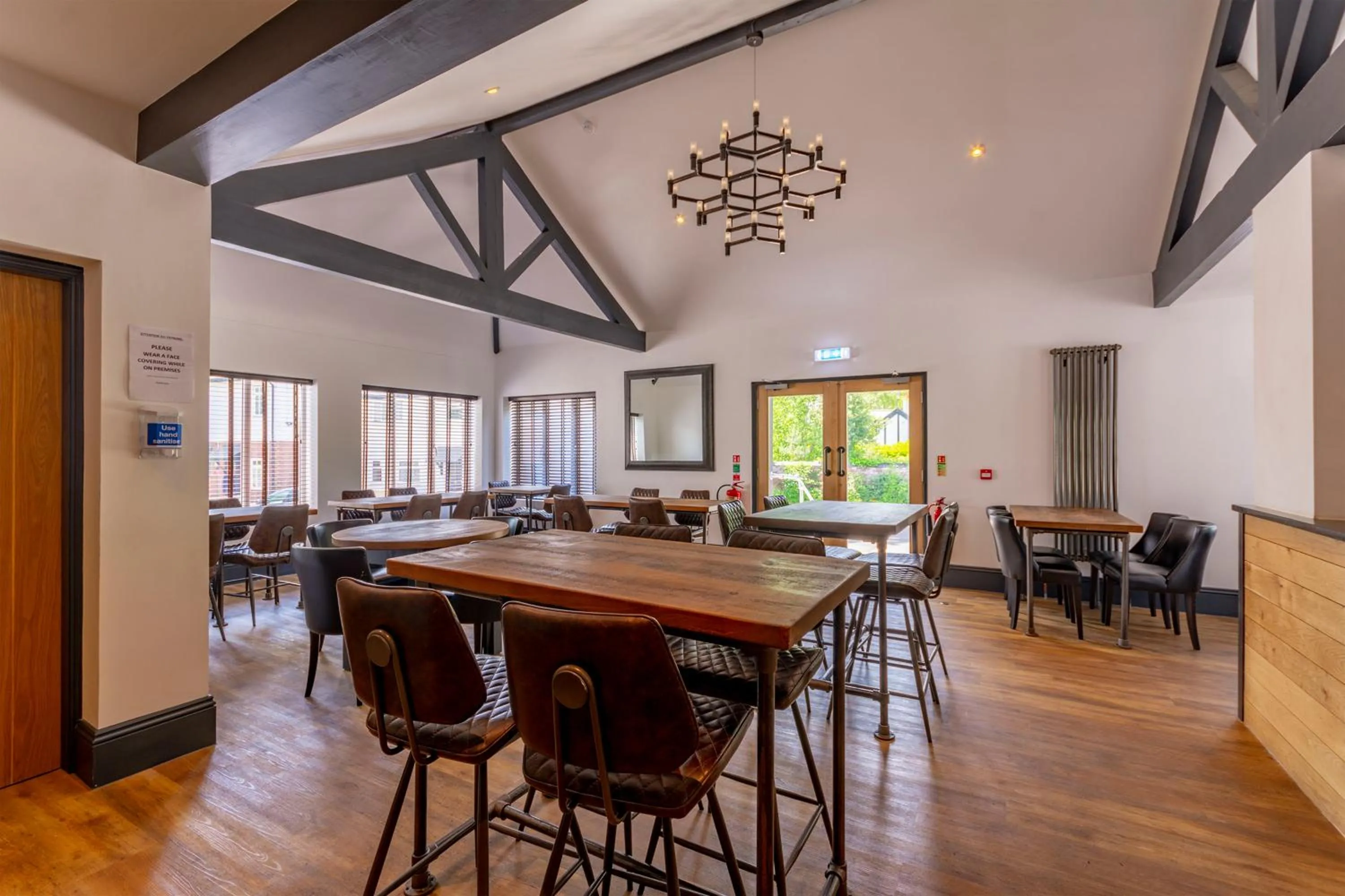 Lounge or bar in Woodcote Hotel