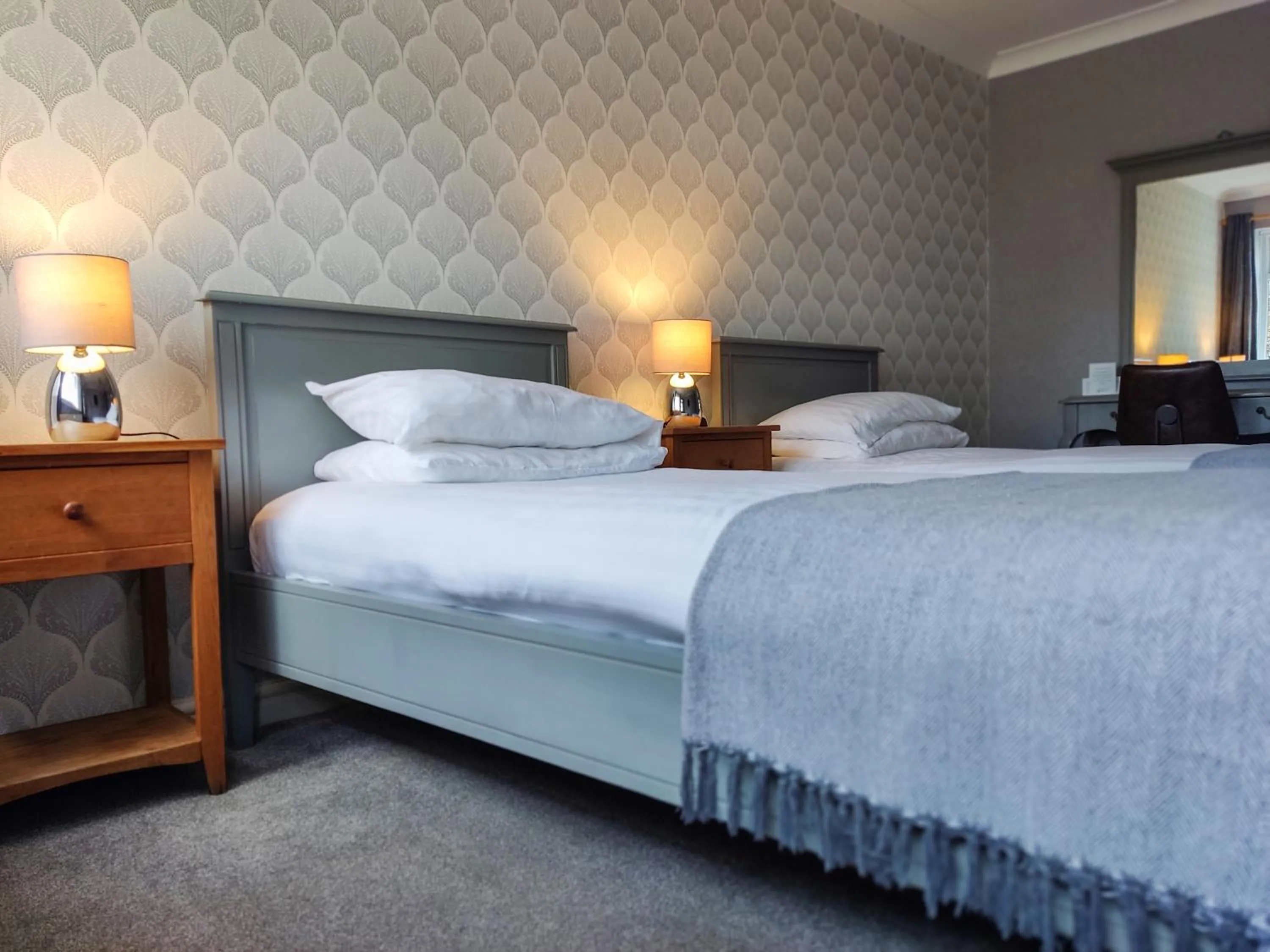 Bed in Woodcote Hotel