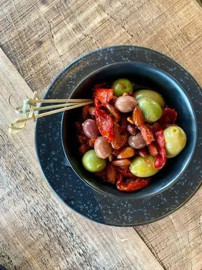 Food and drinks in Woodcote Hotel