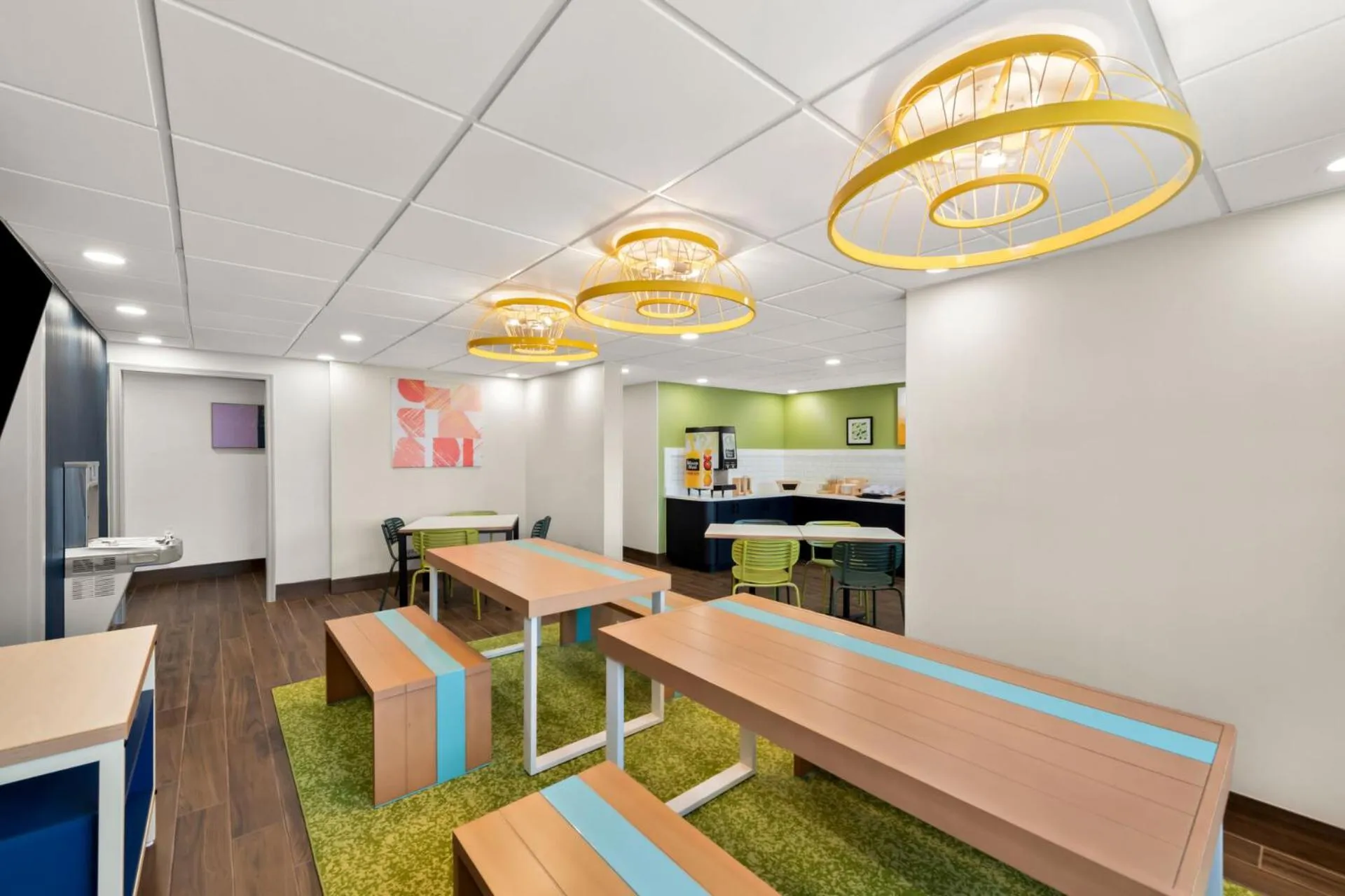 Communal lounge/ TV room in Spark by Hilton Norfolk