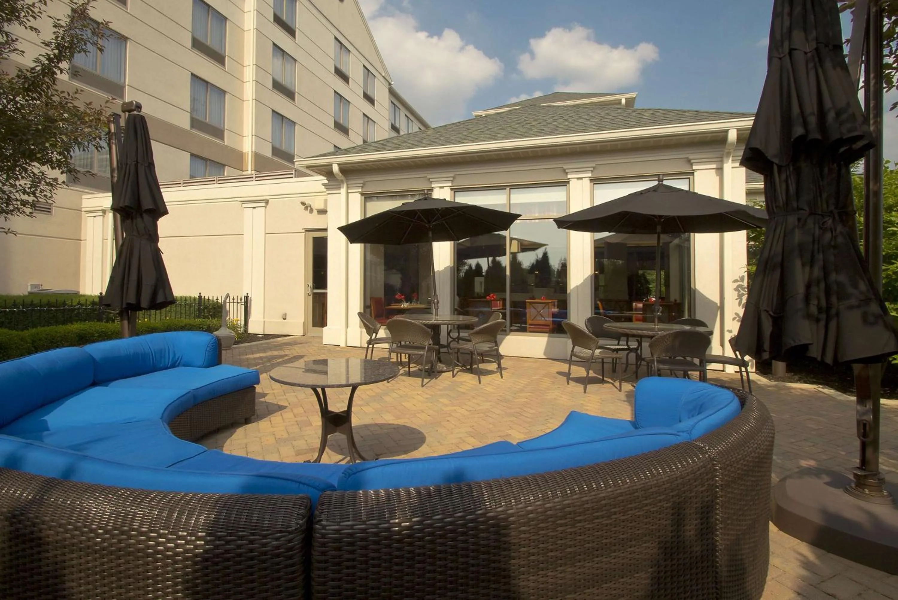 Patio in Hilton Garden Inn Columbus-University Area
