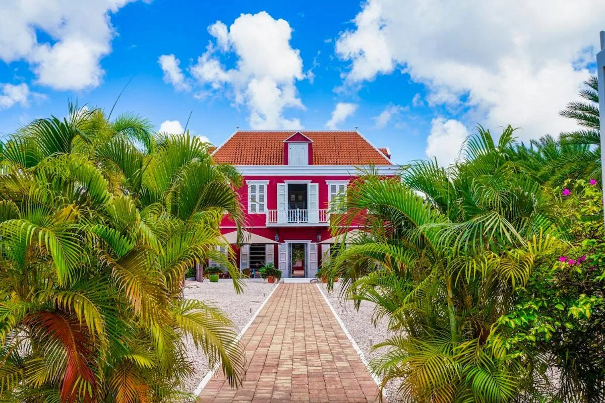 Property building in Villa Tokara