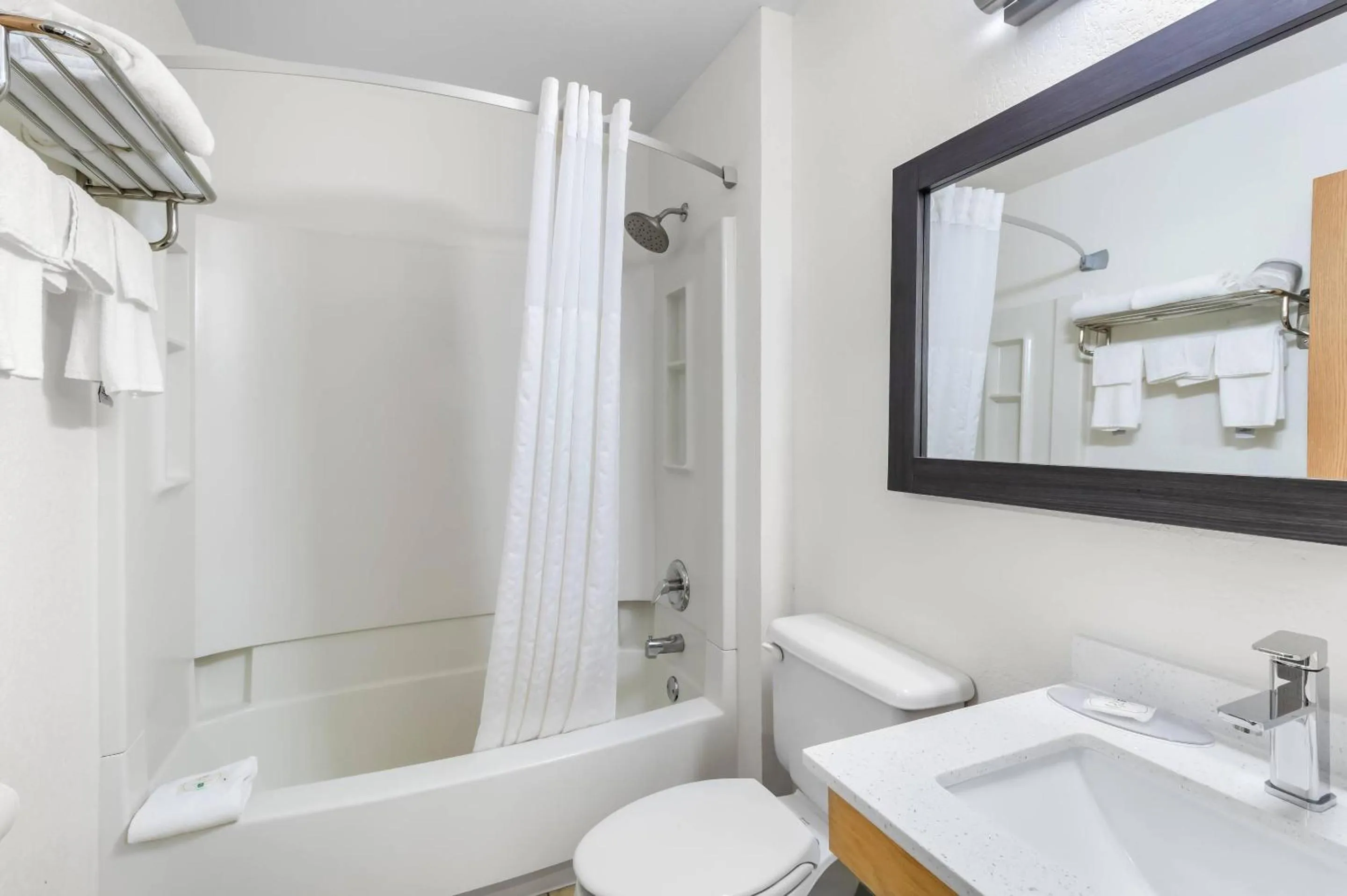 Bedroom in Quality Inn Johnstown