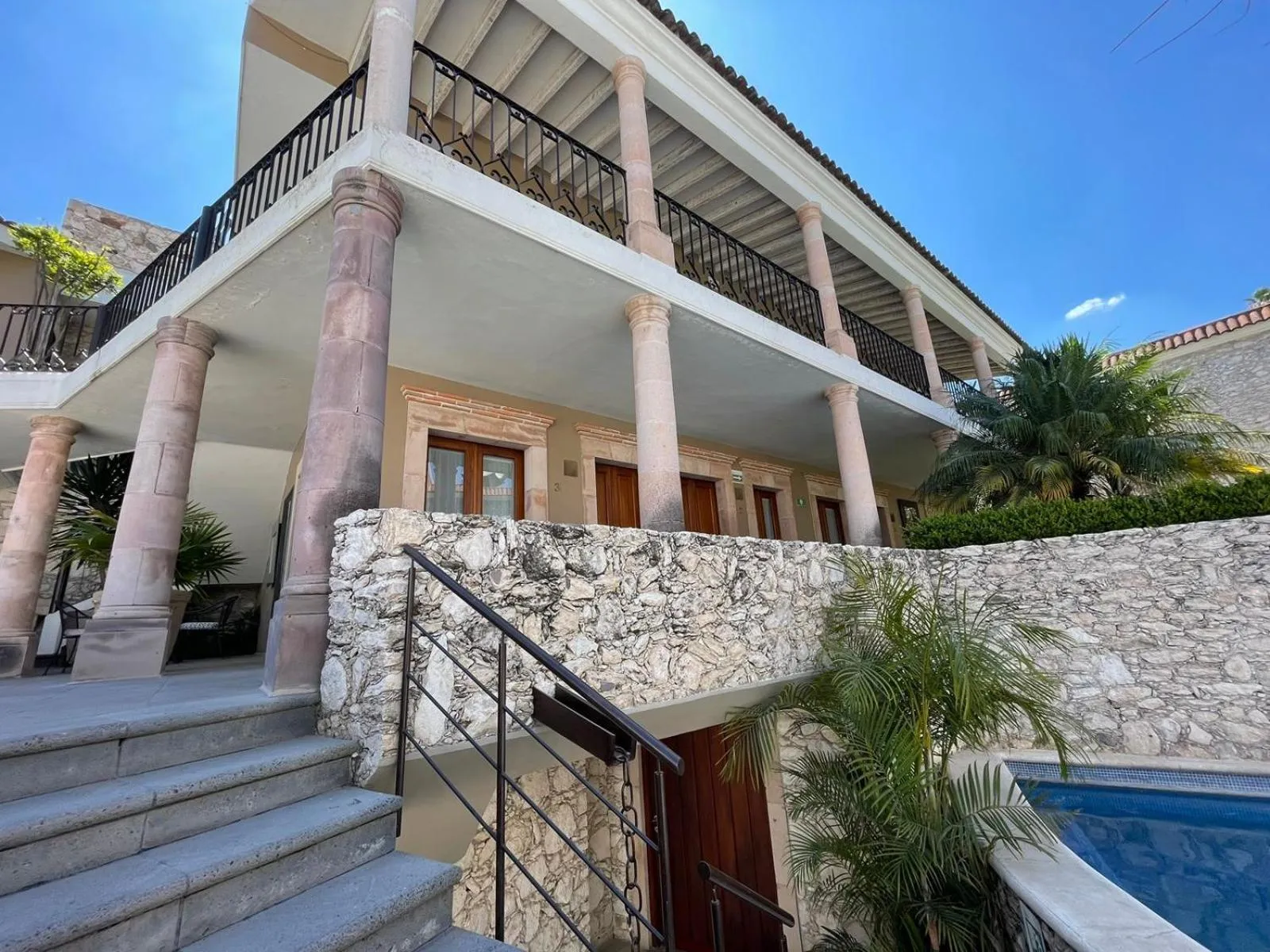 Property building in Casa Mateo Hotel Boutique