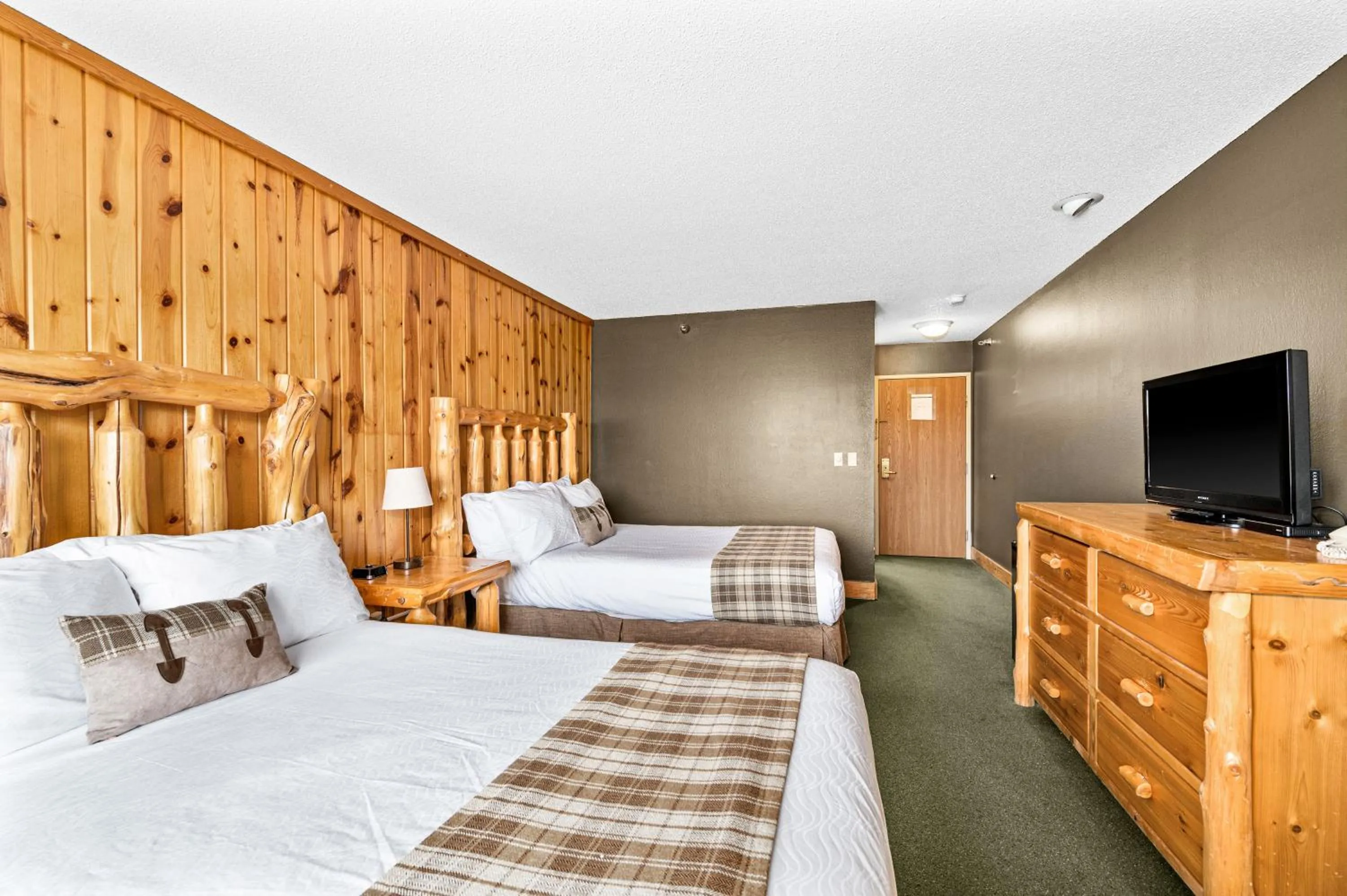 Bed in Superior Shores Resort