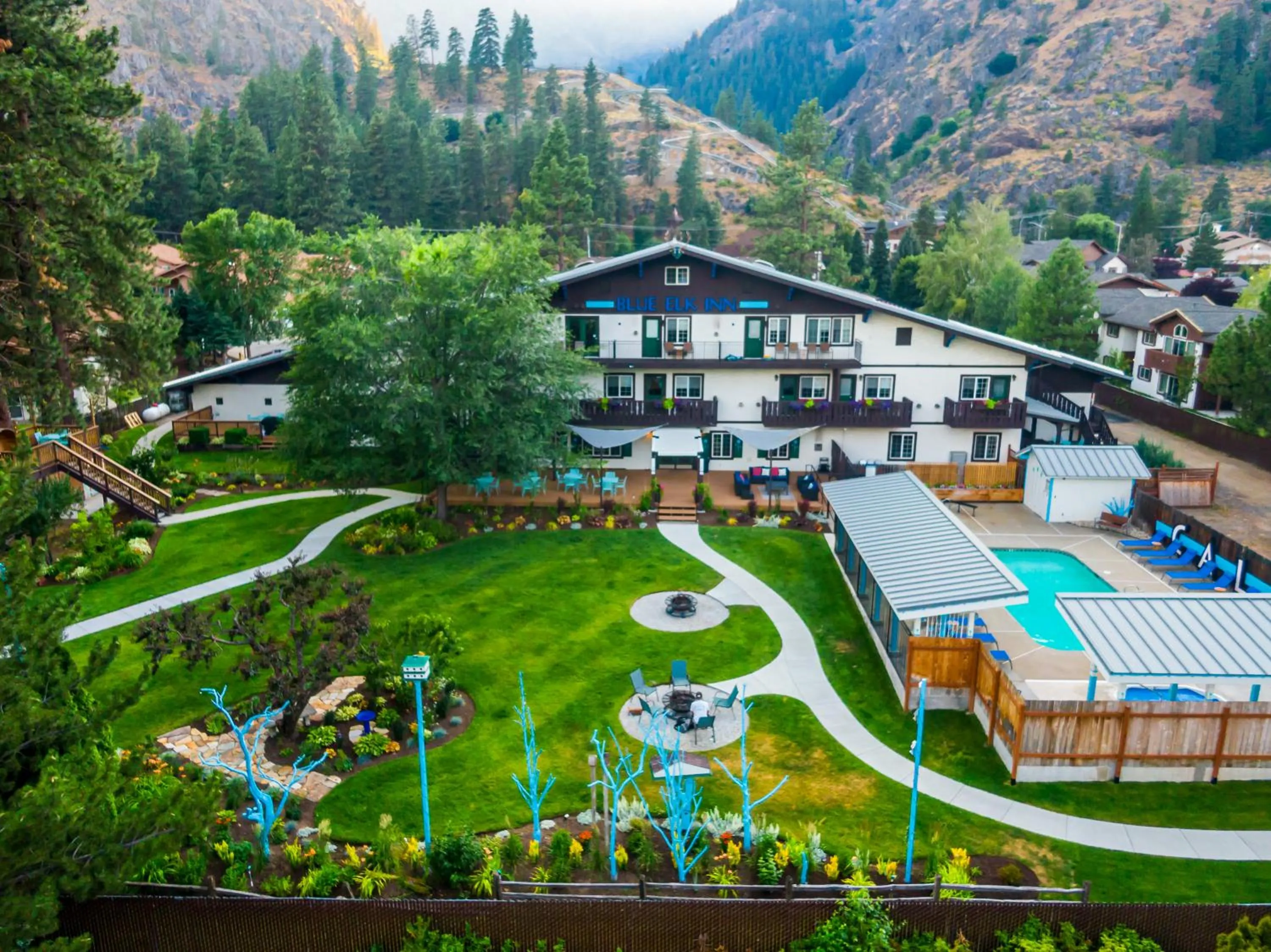 Bird's eye view in Blue Elk Inn