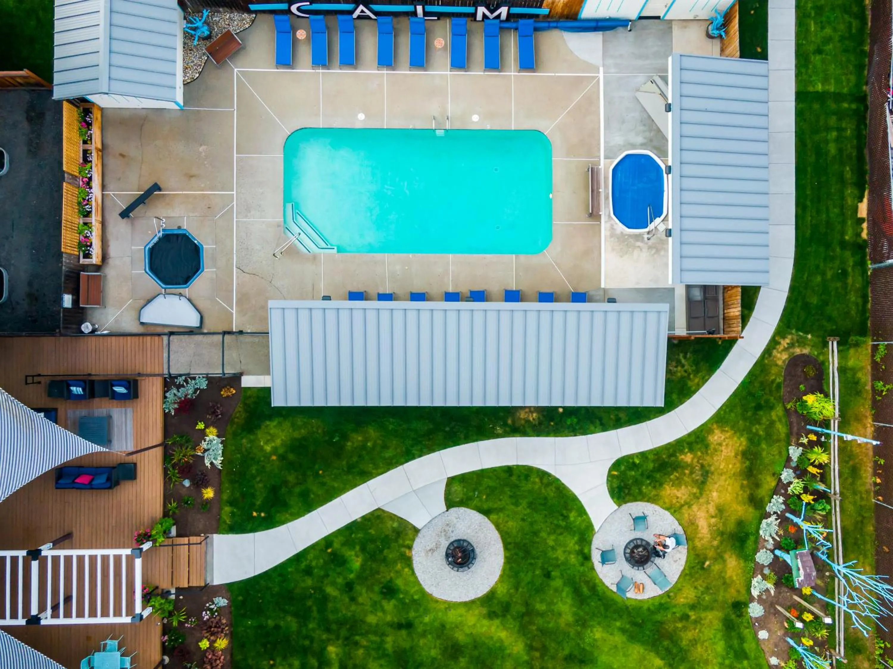 Bird's eye view in Blue Elk Inn