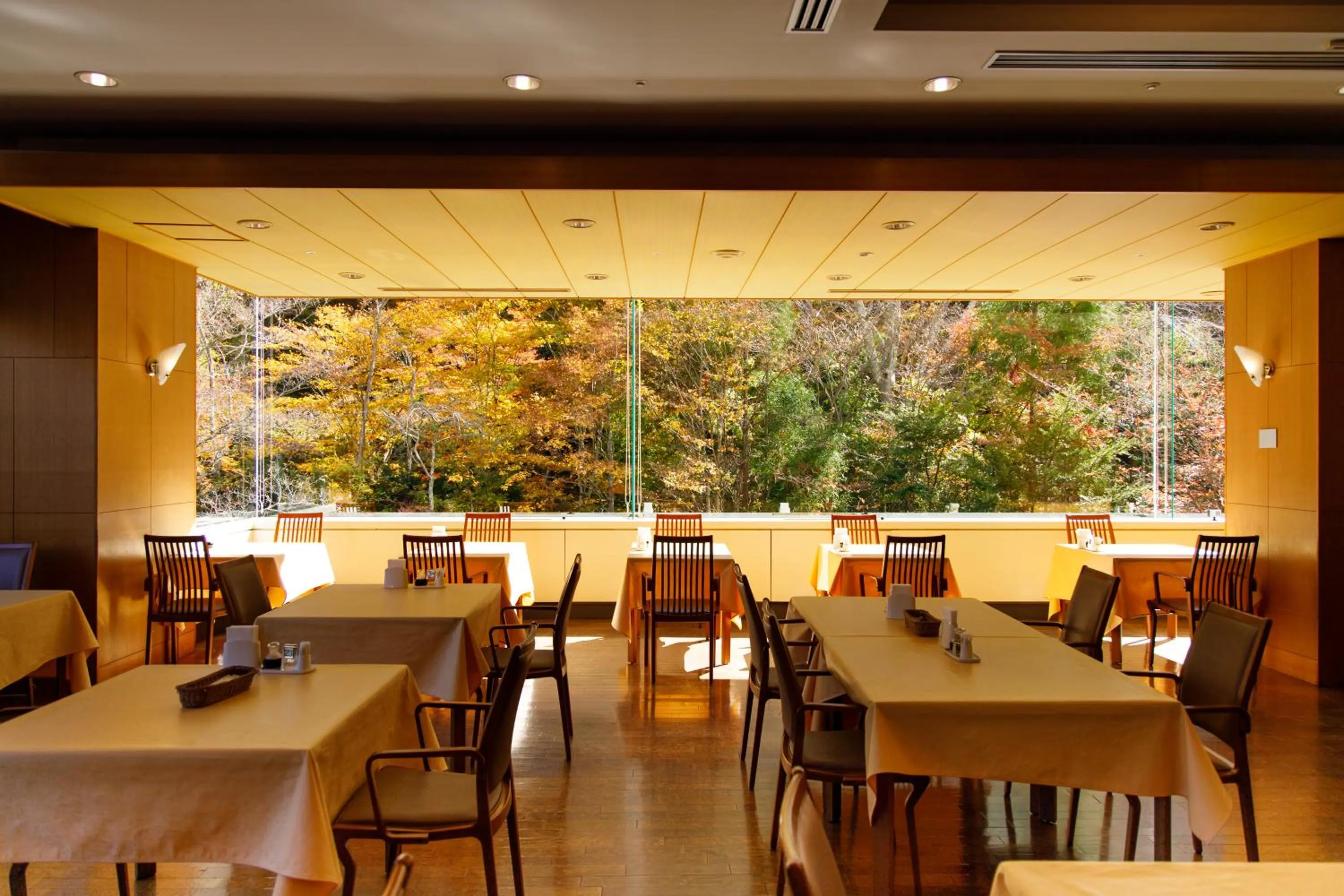 Restaurant/places to eat in Saito Hotel