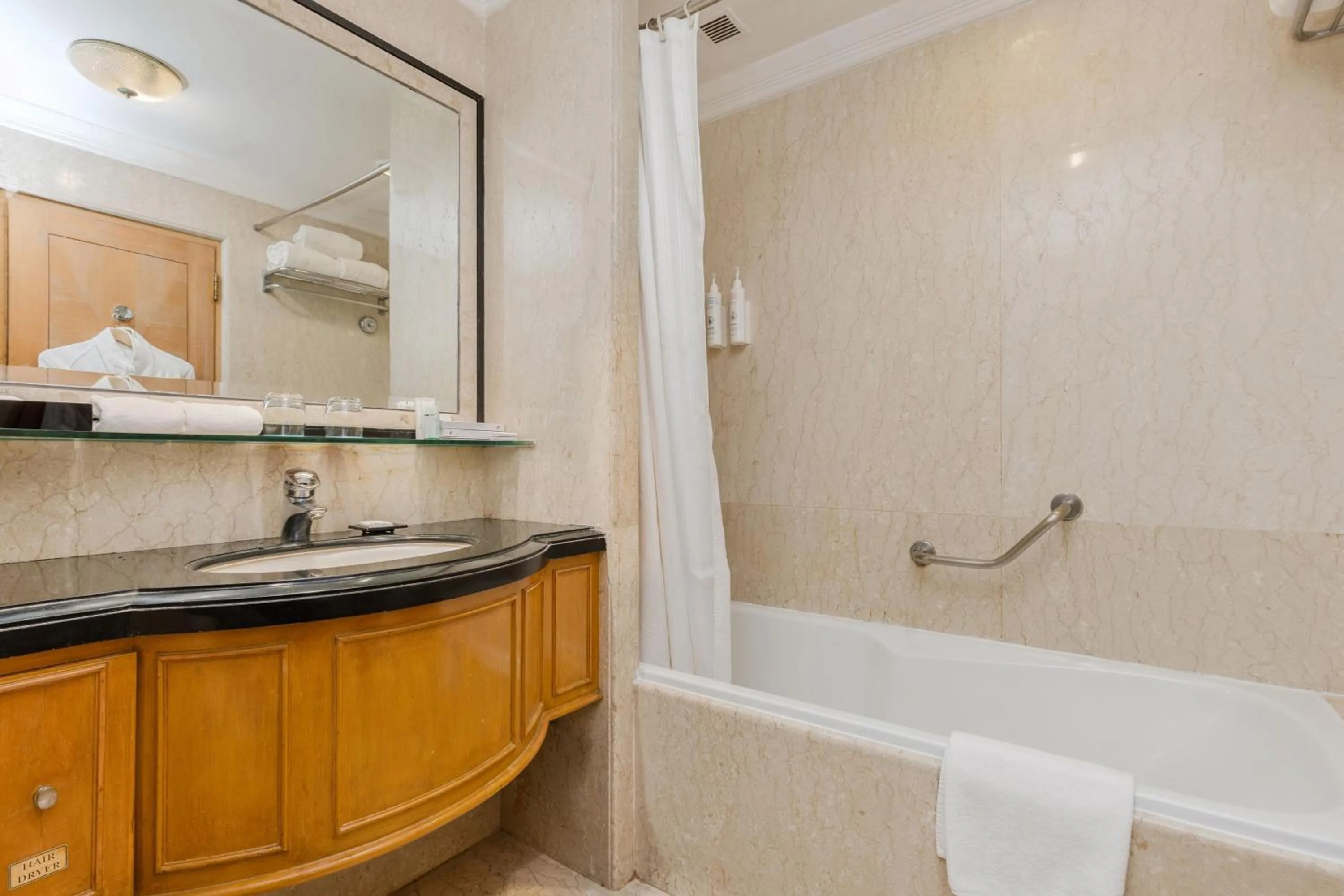 Bathroom in Le Royal Meridien Chennai