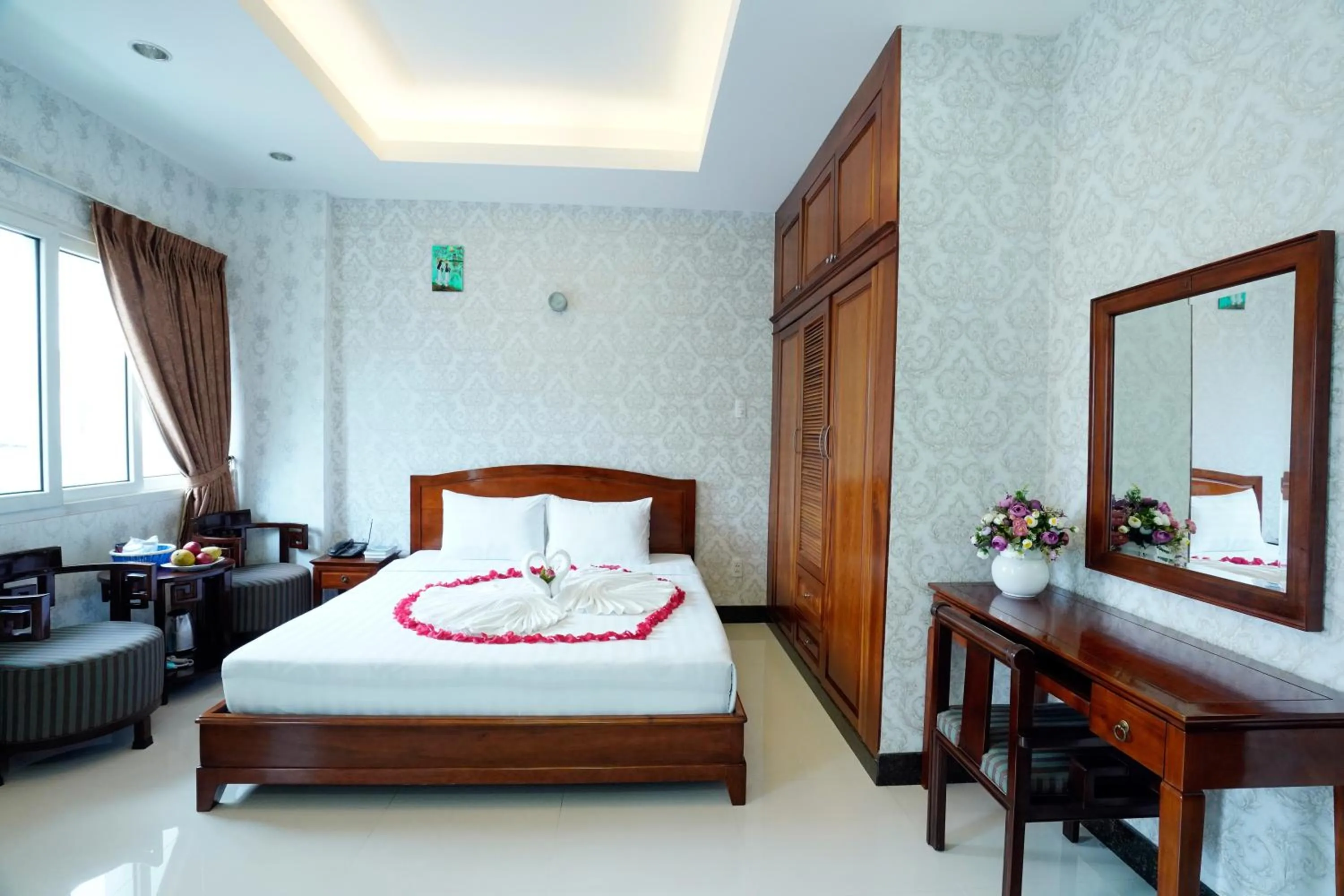 Bed in Ben Thanh Retreats Hotel