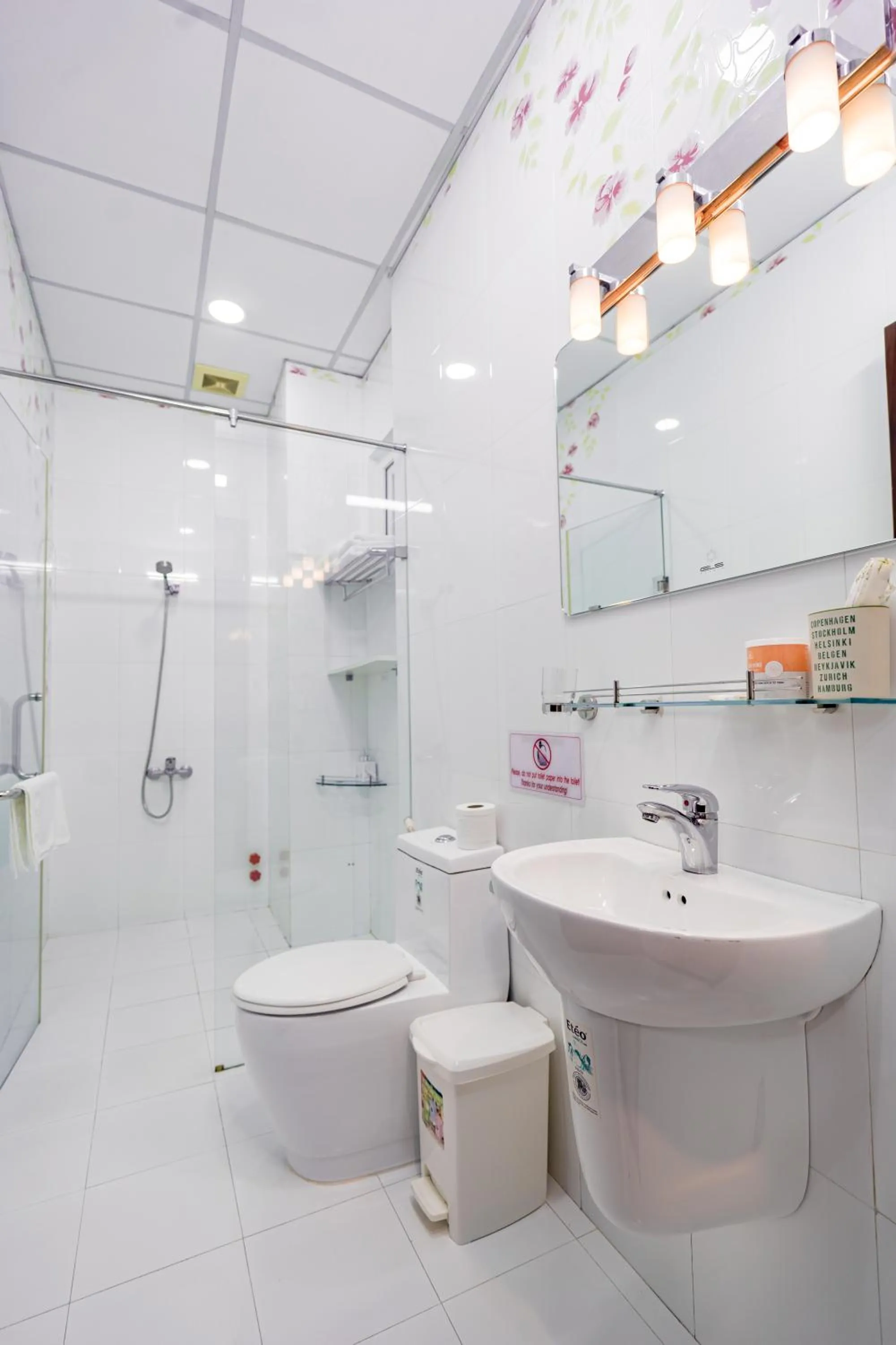 Bathroom in Ben Thanh Retreats Hotel