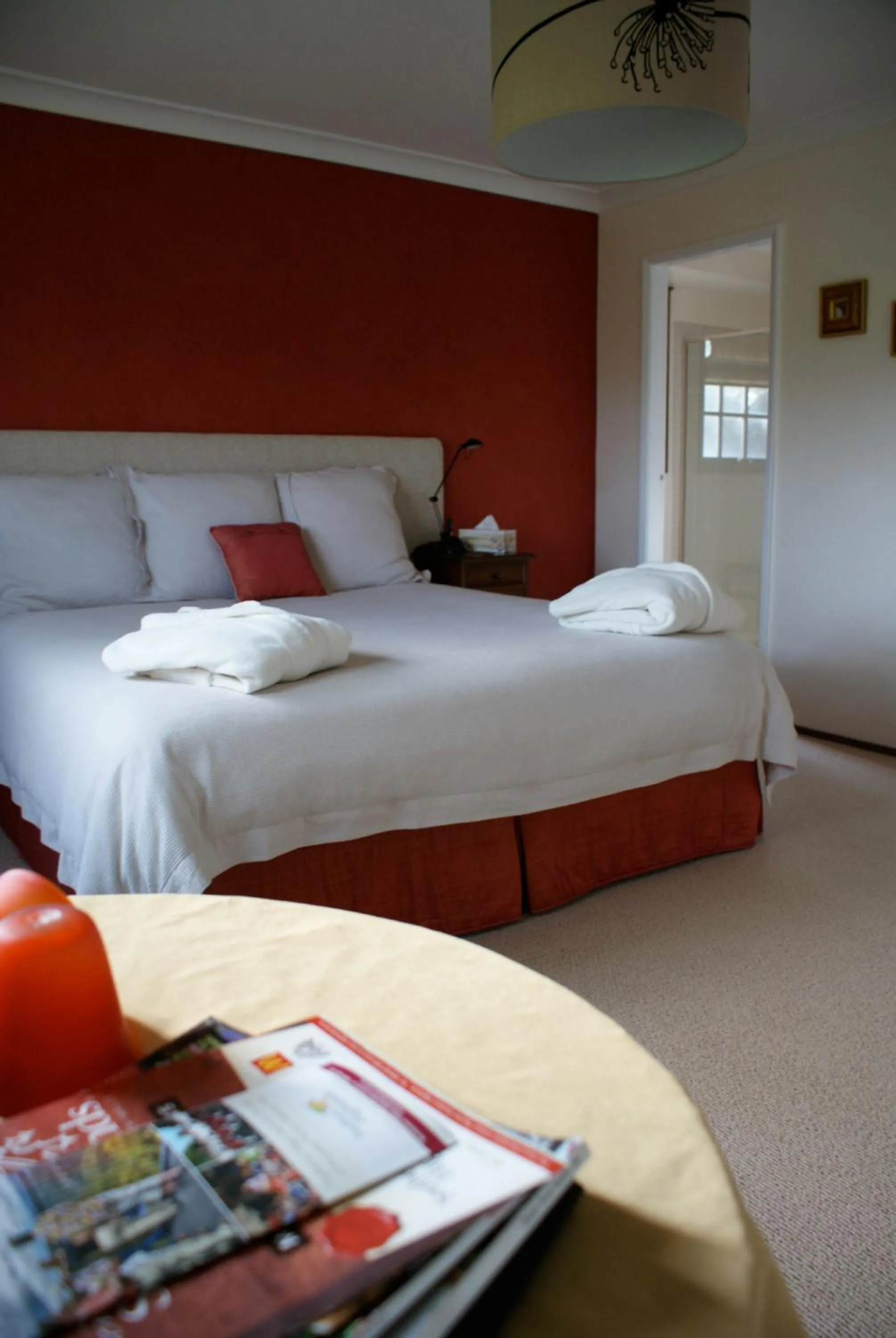 Photo of the whole room in Yallambee B&B